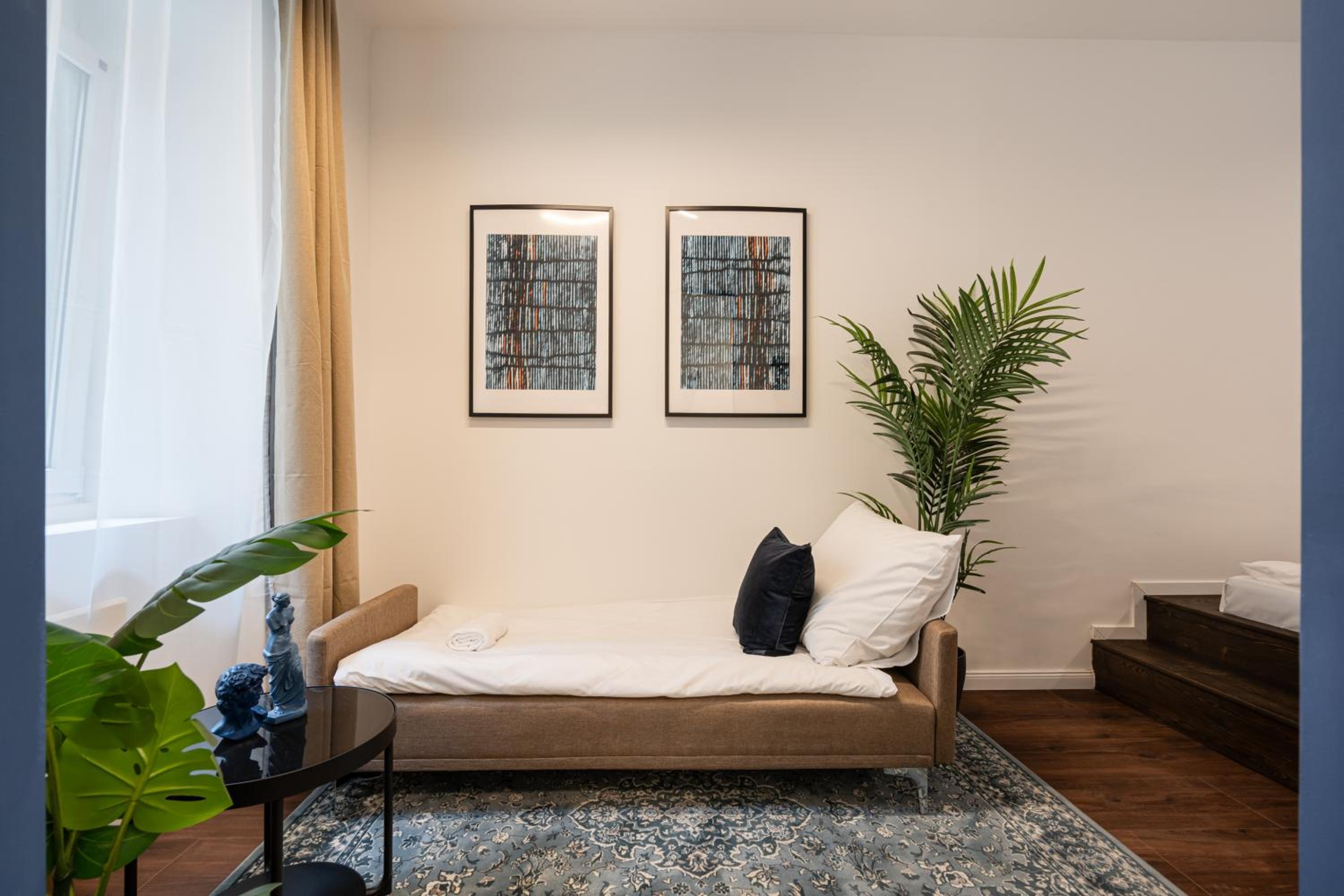 R10 - Boutique Apartments, Best location by BQA