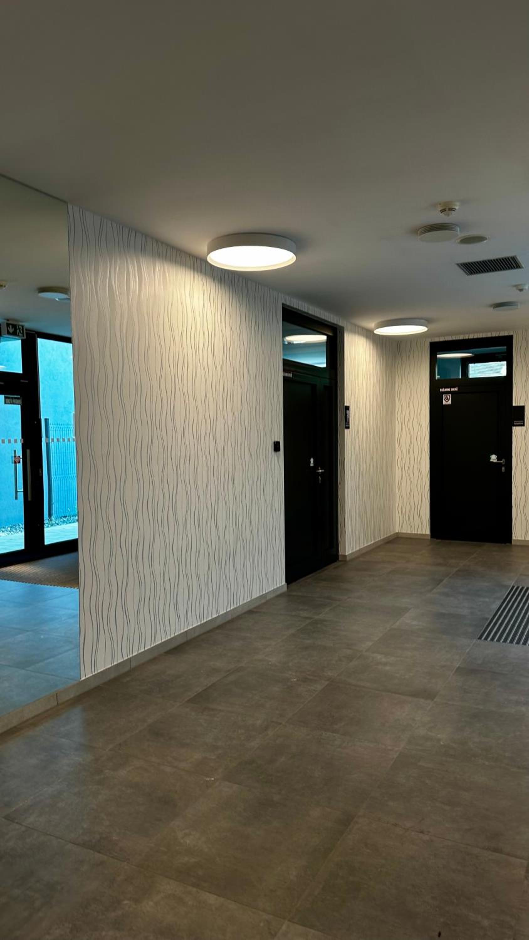 Magnolia Terrace Apart - FREE PARKING, Family & Sport Friendly Area