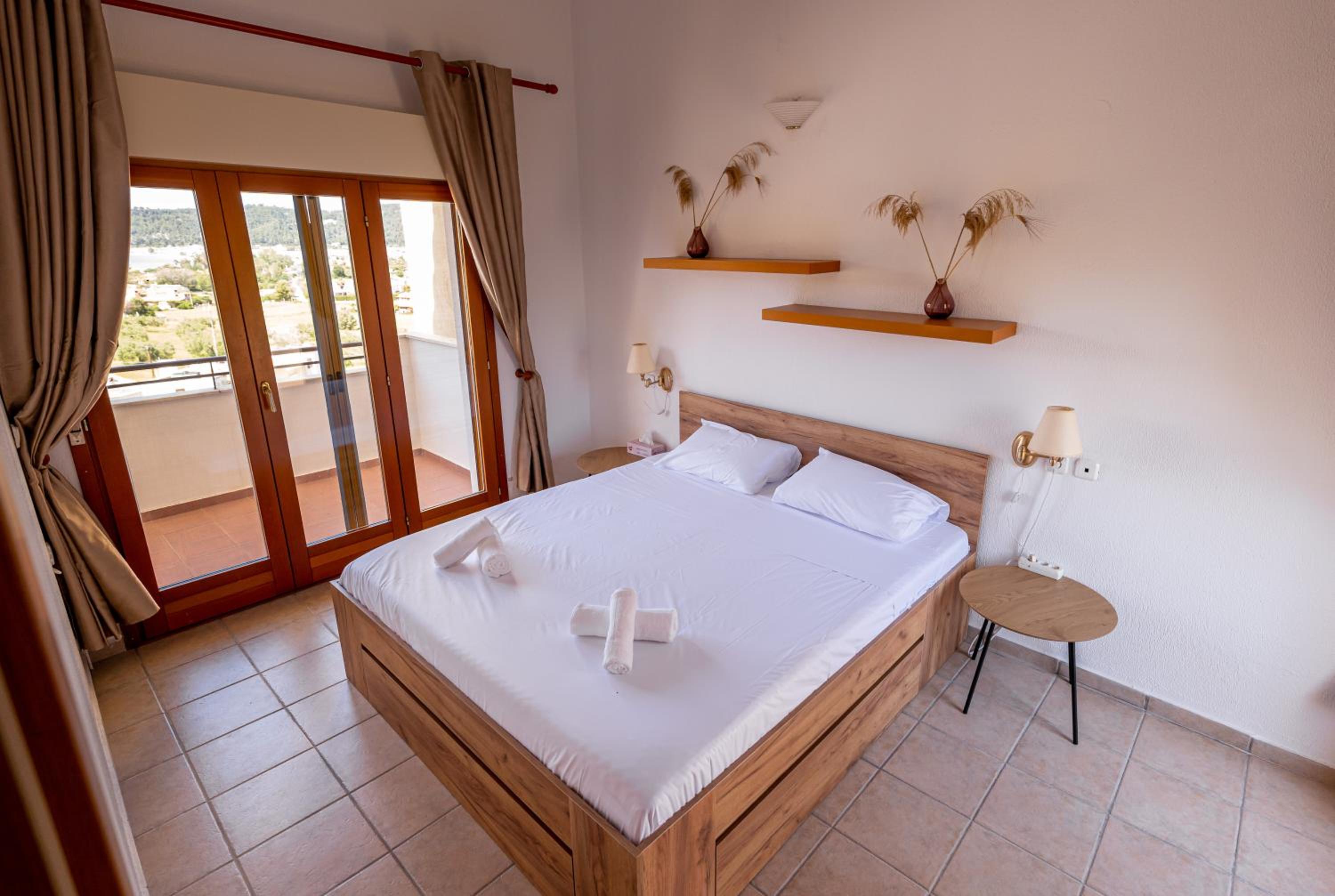 Helios Villa Fourka