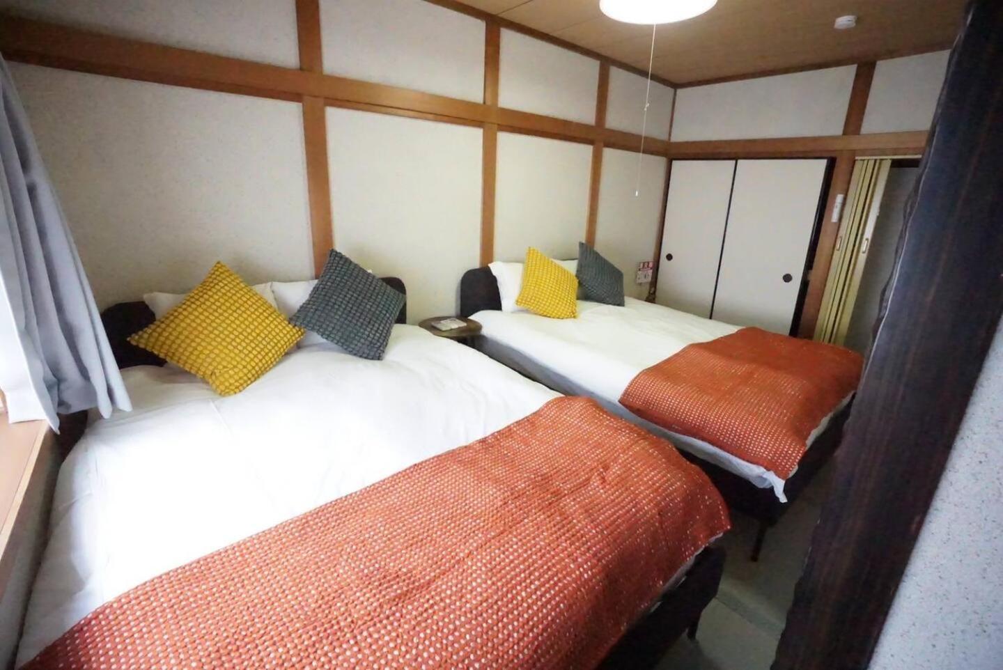 Family Home Osaka Kujo Guest House