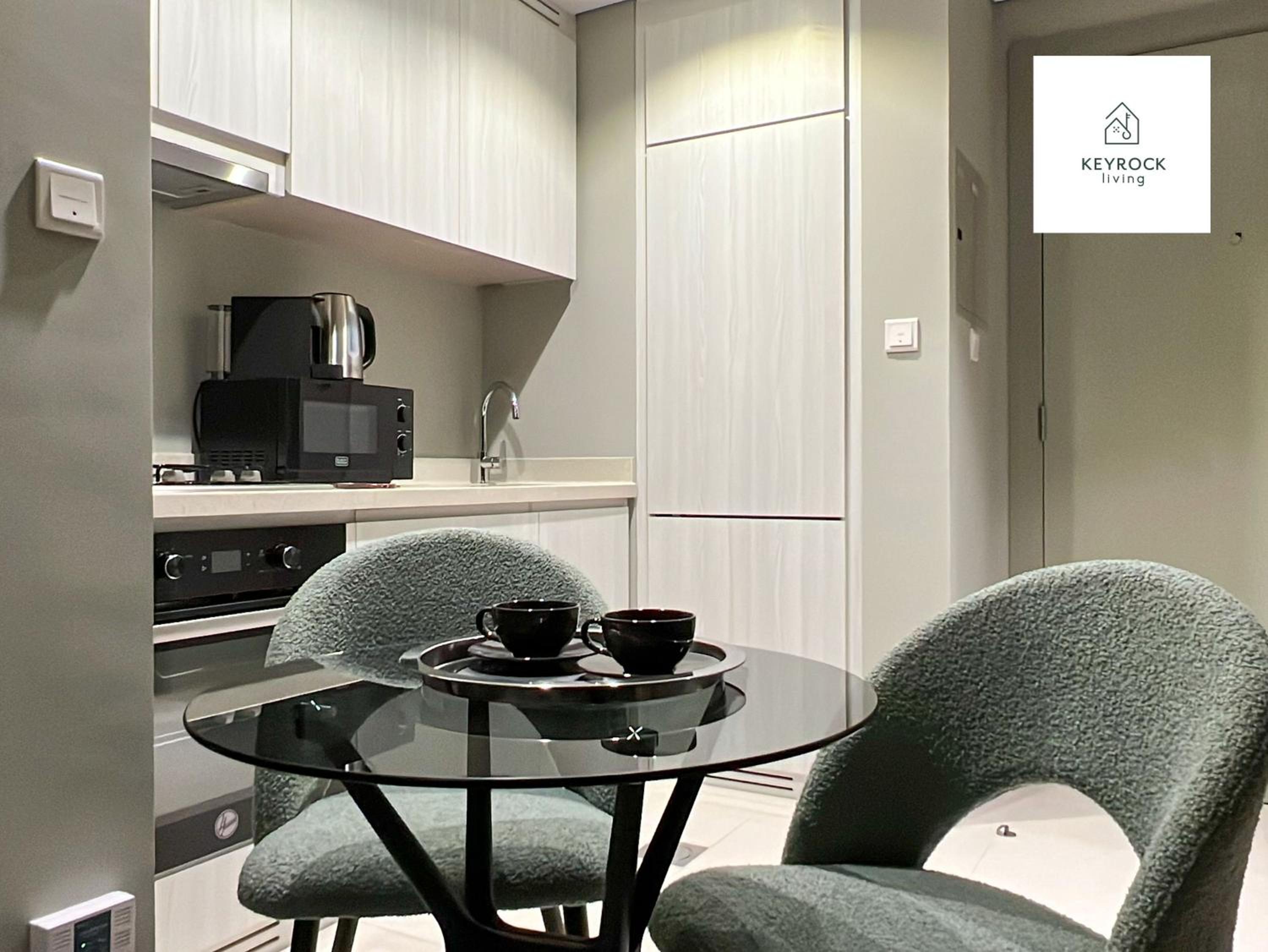 KeyRock Living - 20th Floor Comfort at Zada