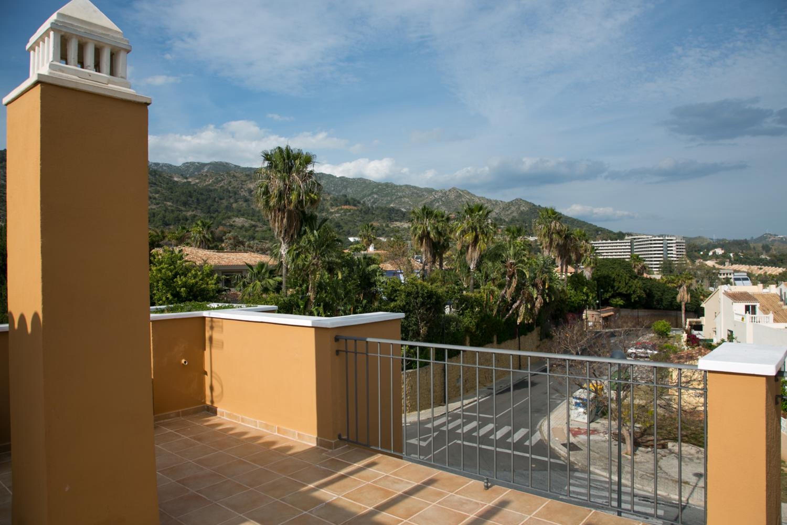 Villas Altos De Marbella