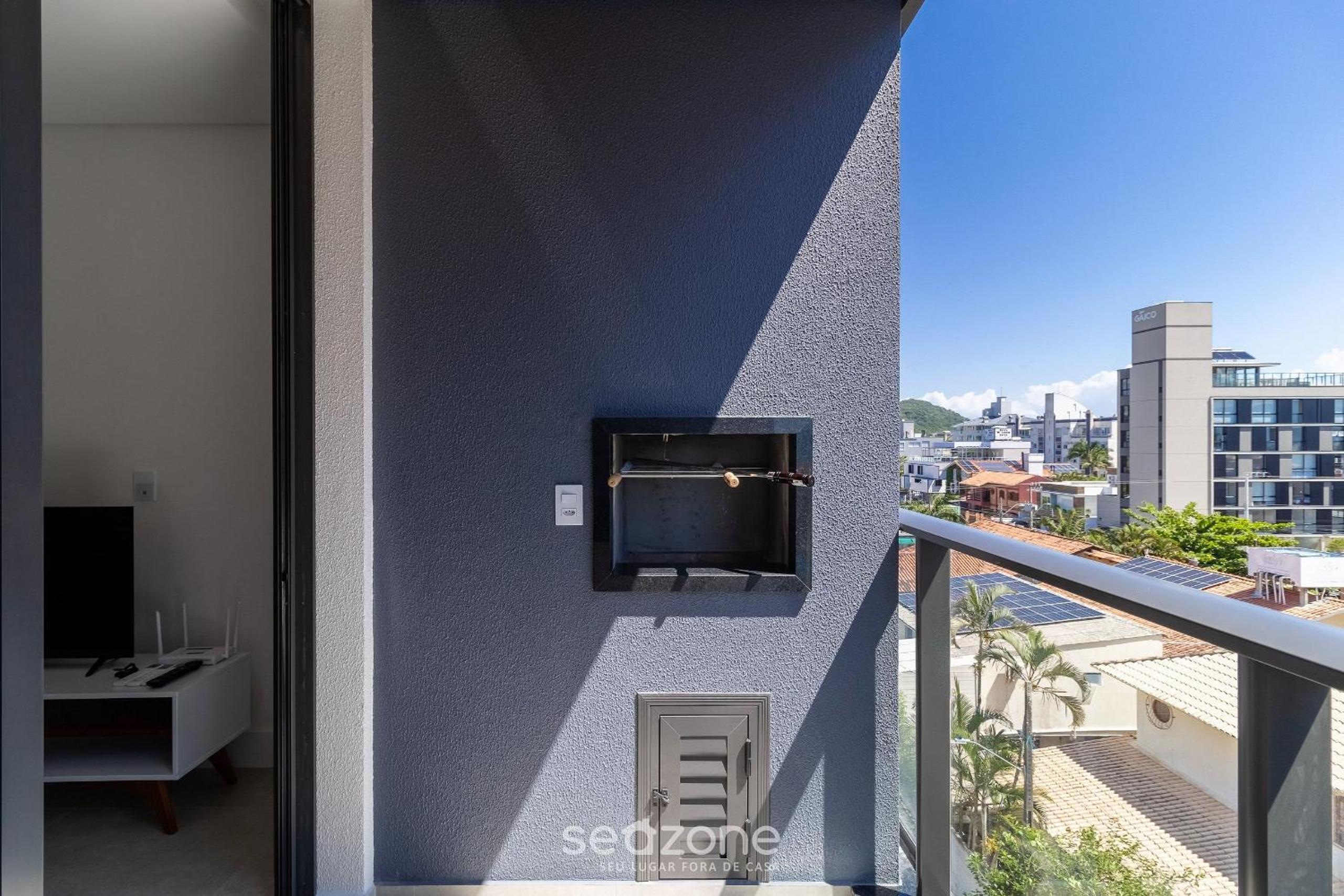 Balcony with sea view 230m from the beach! PRB0405