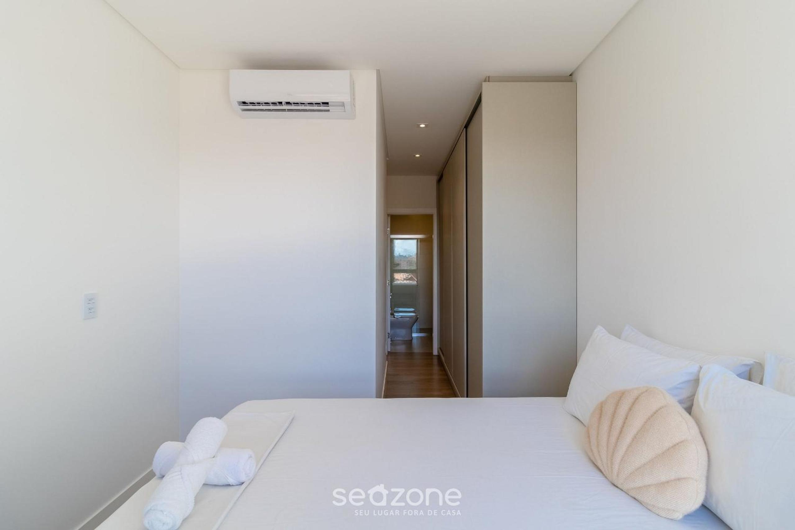 Balcony with sea view 230m from the beach! PRB0405