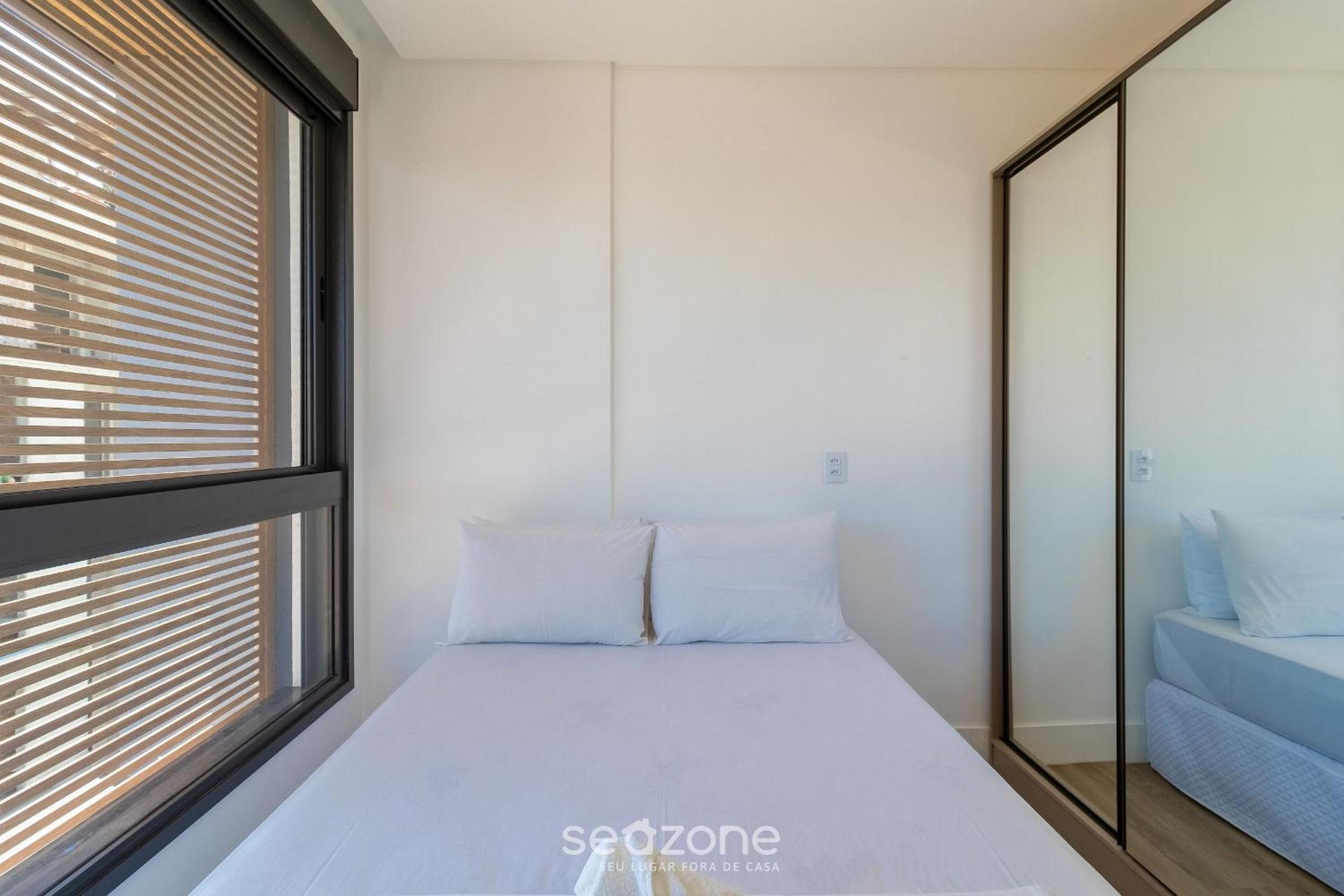 Balcony with sea view 230m from the beach! PRB0405