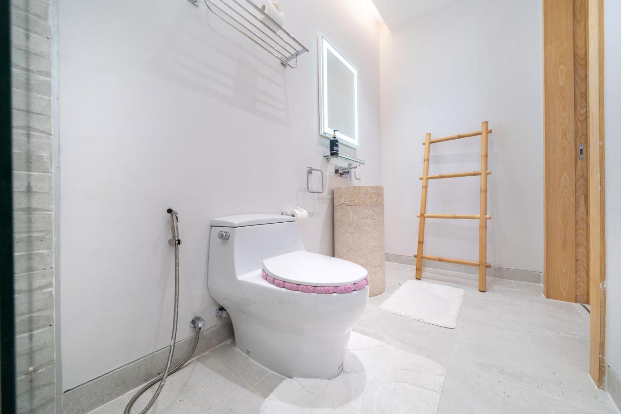 4BR Private Pool Villa near Laguna & Beach - Lux Pride 2 by Warm Plus