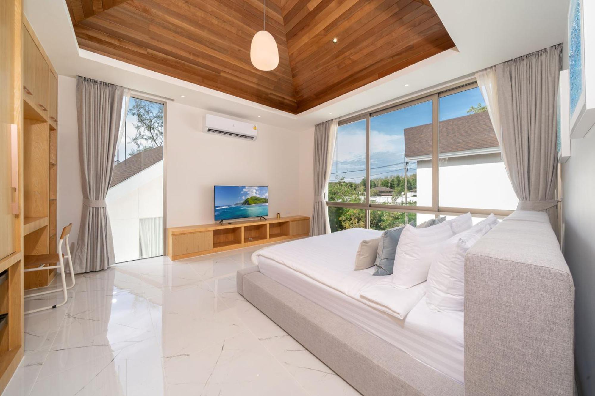 4BR Private Pool Villa near Laguna & Beach - Lux Pride 2 by Warm Plus