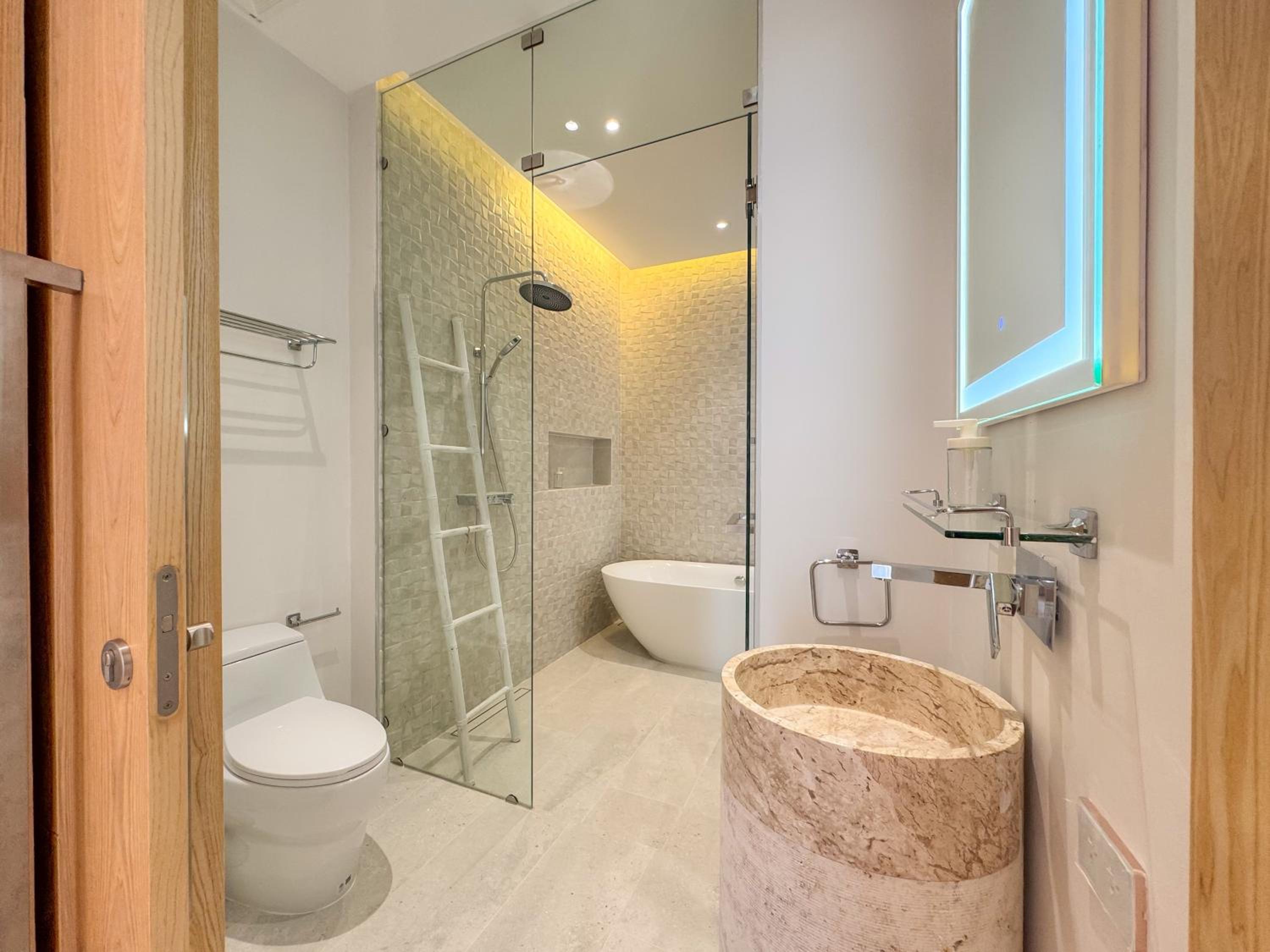 4BR Private Pool Villa near Laguna & Beach - Lux Pride 2 by Warm Plus