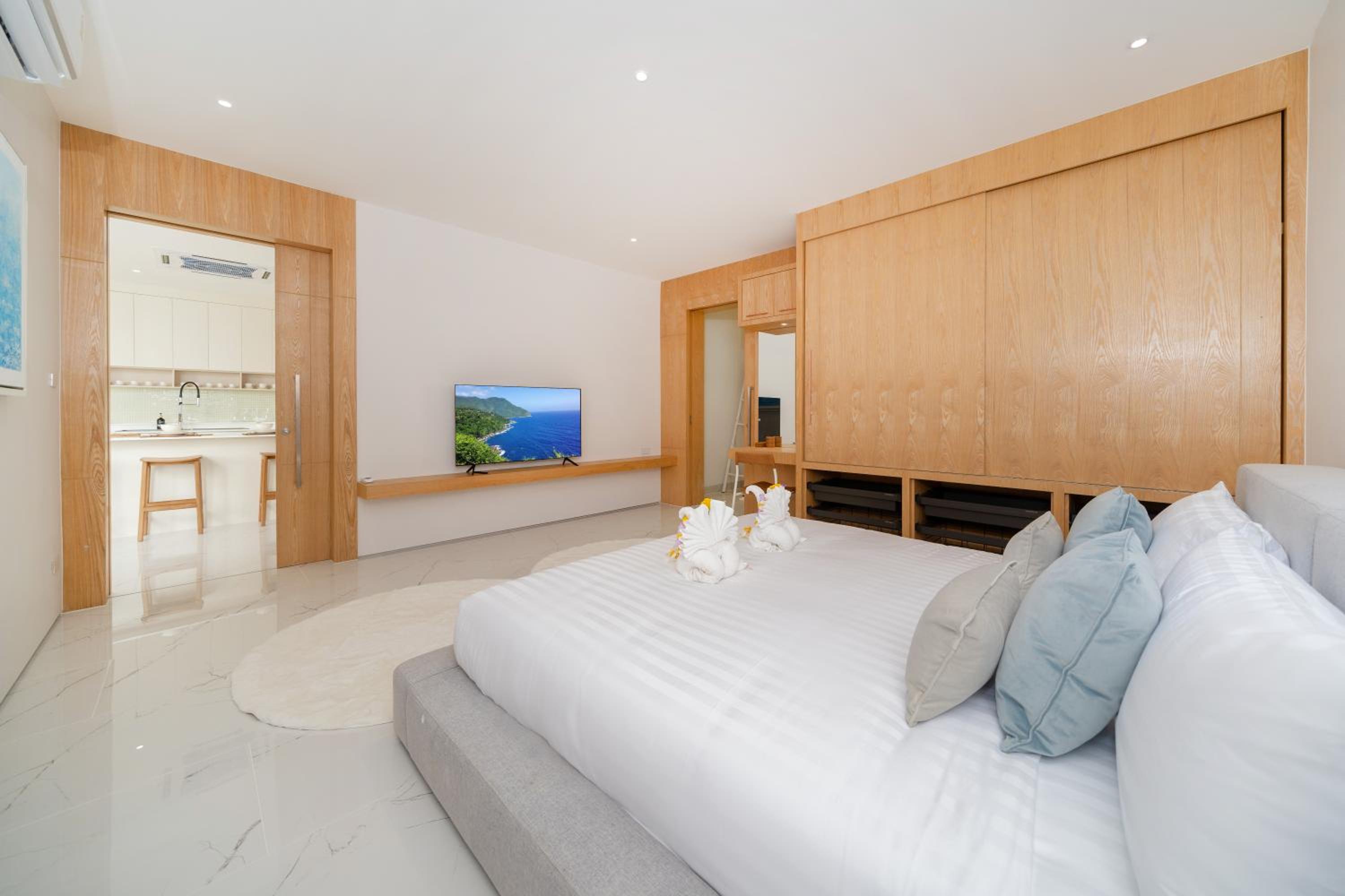 4BR Private Pool Villa near Laguna & Beach - Lux Pride 2 by Warm Plus
