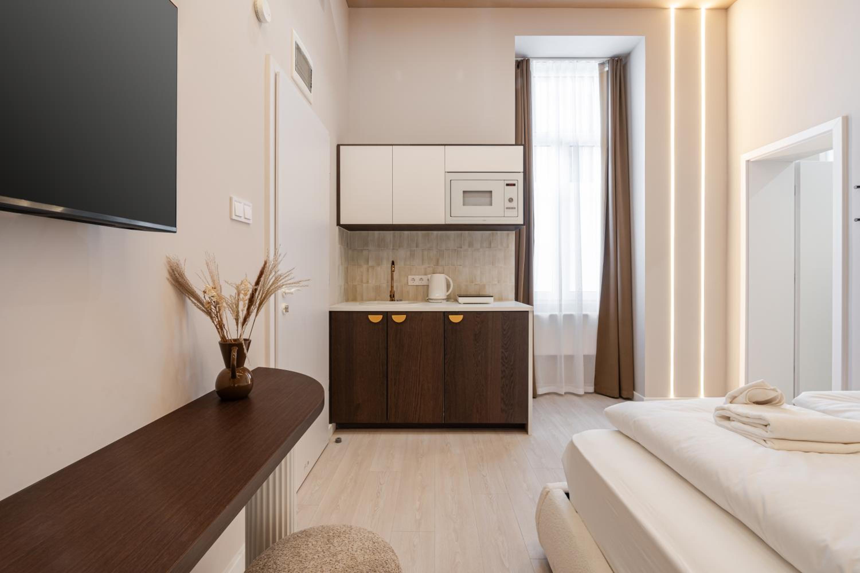 W18 - Boutique Apartments, Best Location by BQA