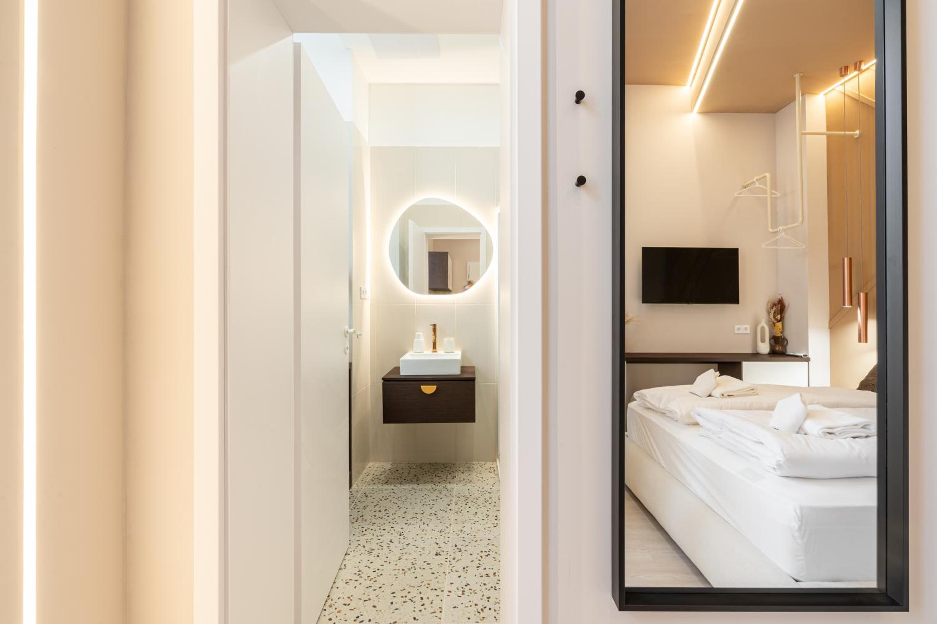 W18 - Boutique Apartments, Best Location by BQA