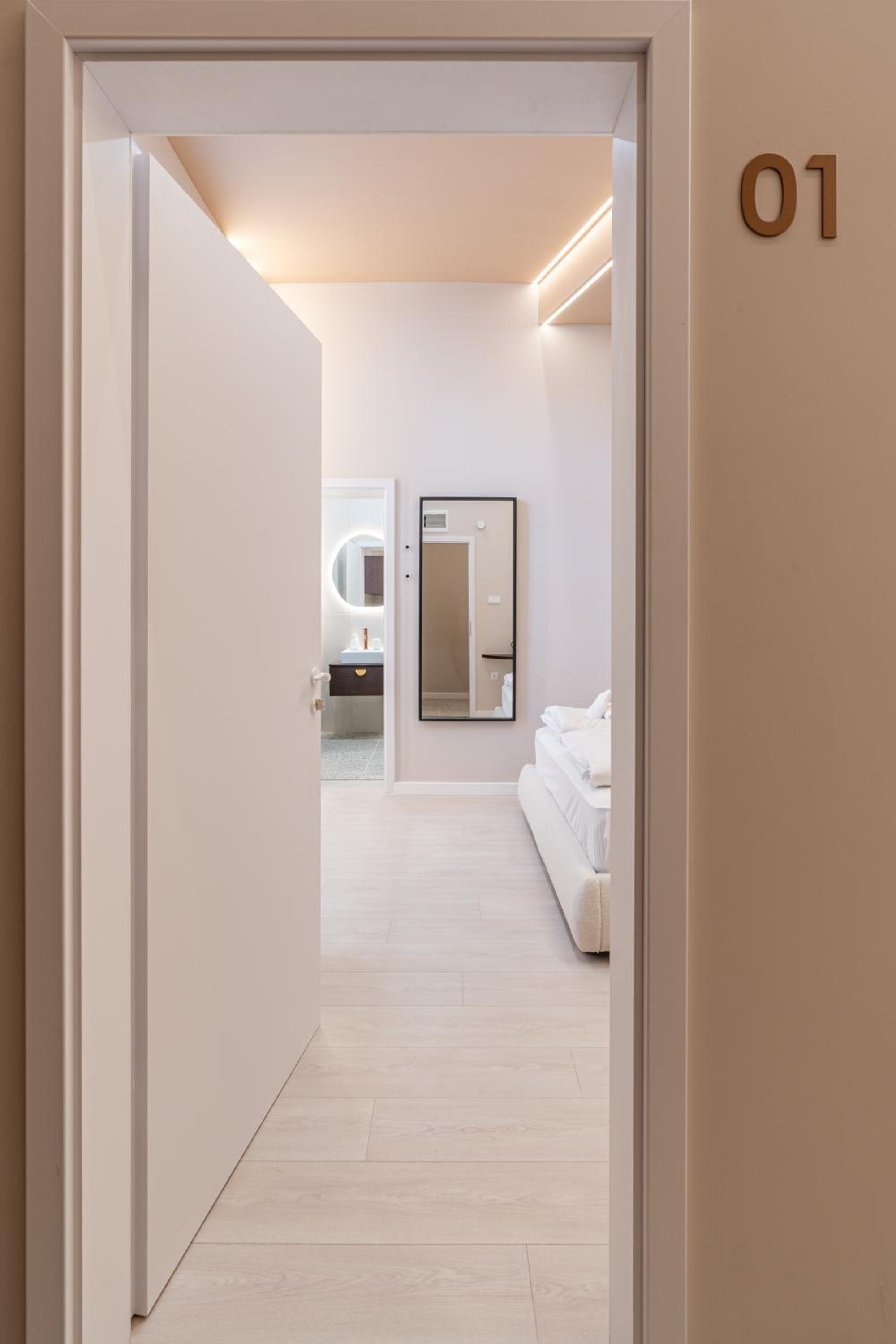 W18 - Boutique Apartments, Best Location by BQA