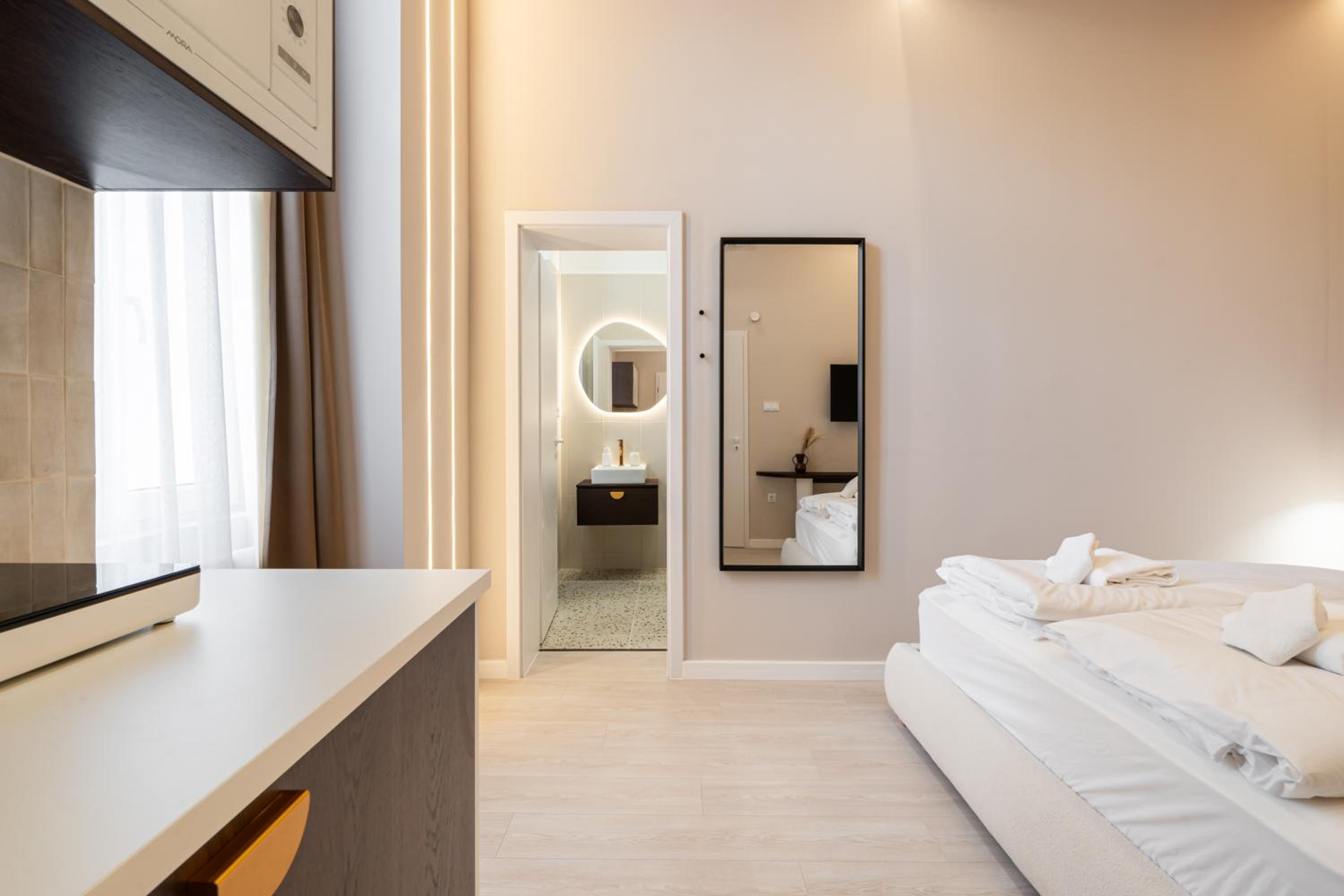 W18 - Boutique Apartments, Best Location by BQA