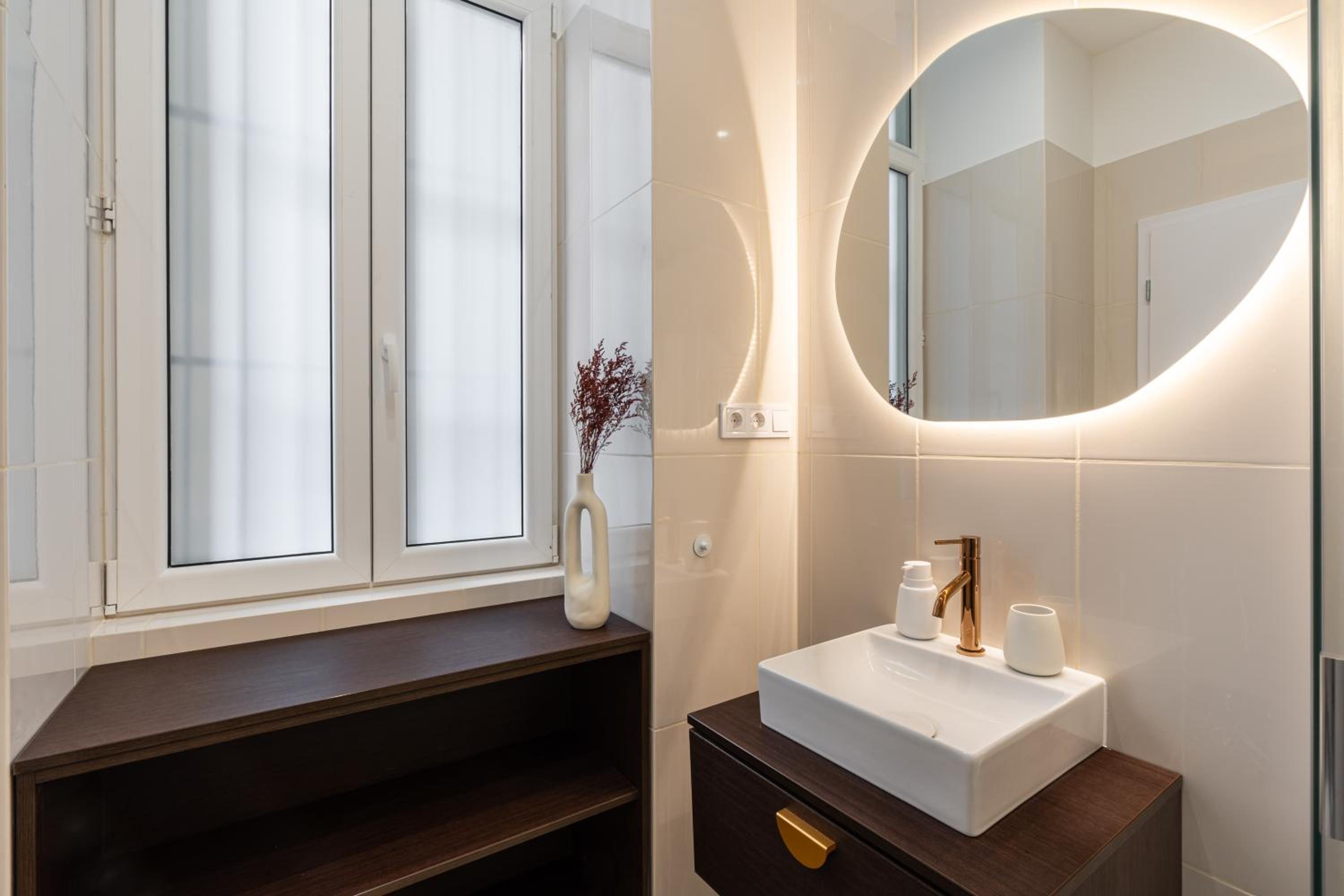 W18 - Boutique Apartments, Best Location by BQA