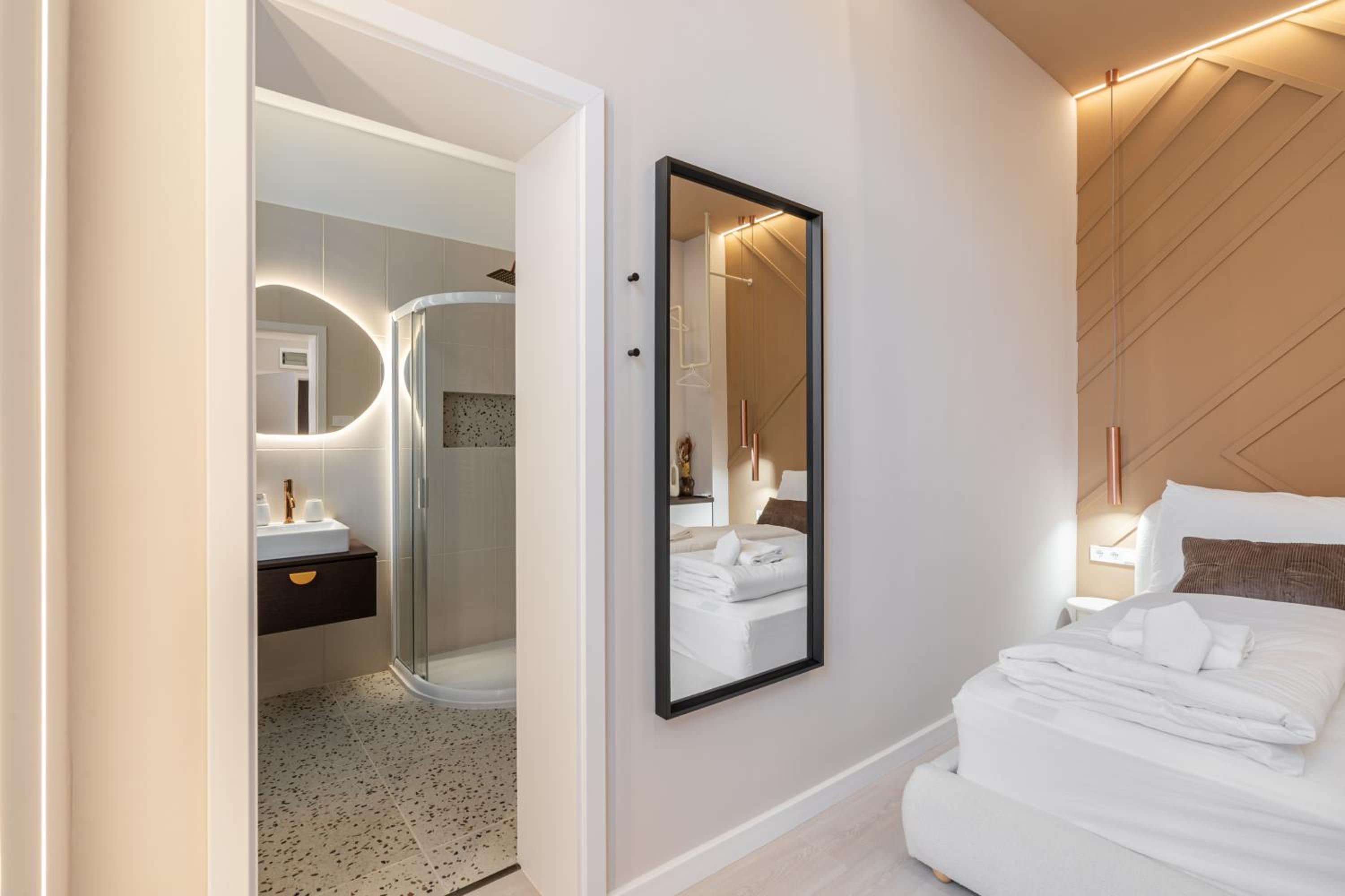 W18 - Boutique Apartments, Best Location by BQA