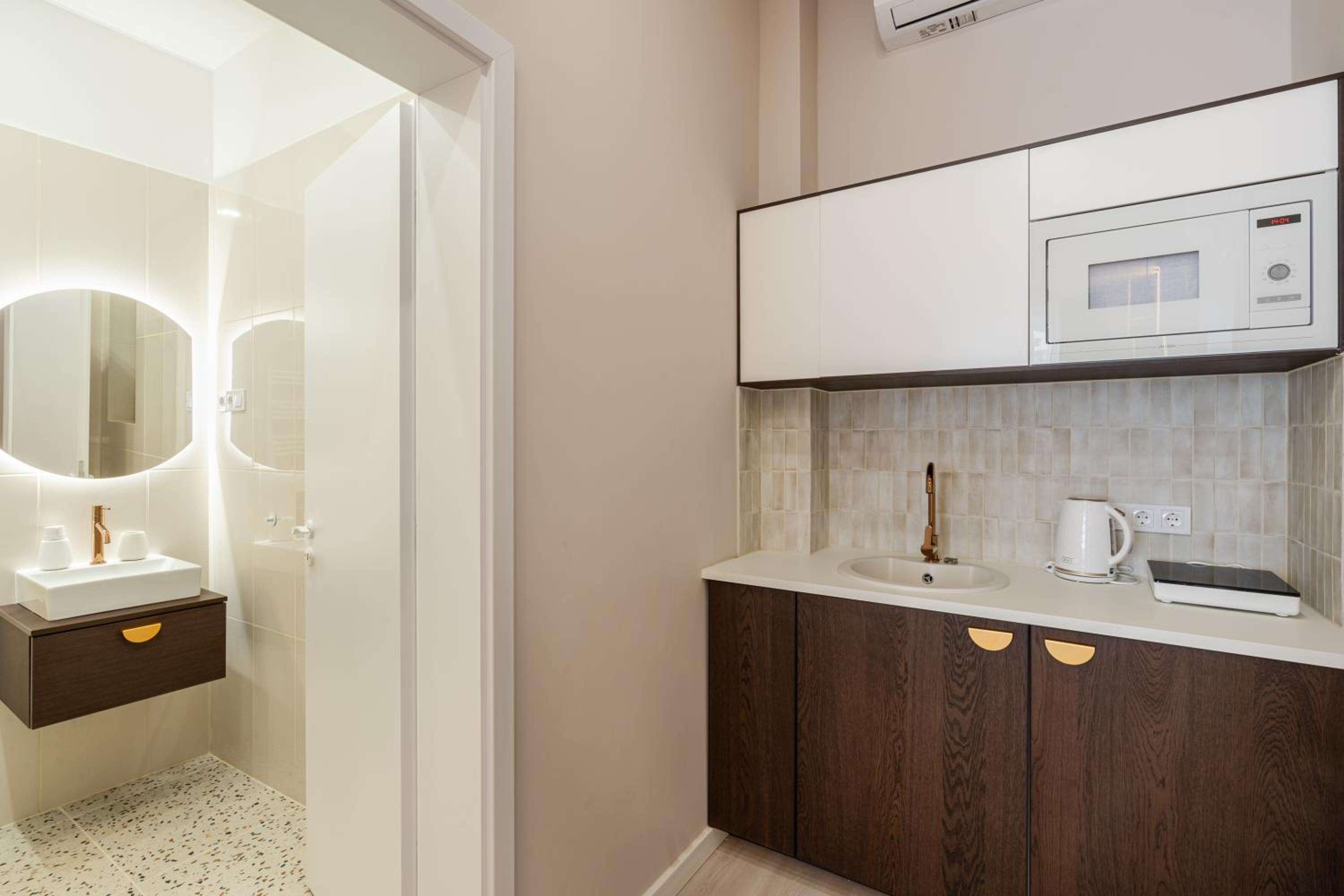 W18 - Boutique Apartments, Best Location by BQA