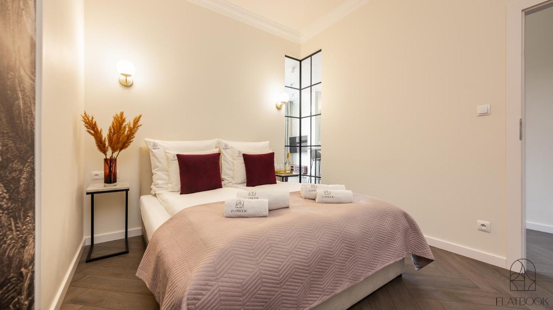 Flatbook - City Center Premium Apartments Granaria