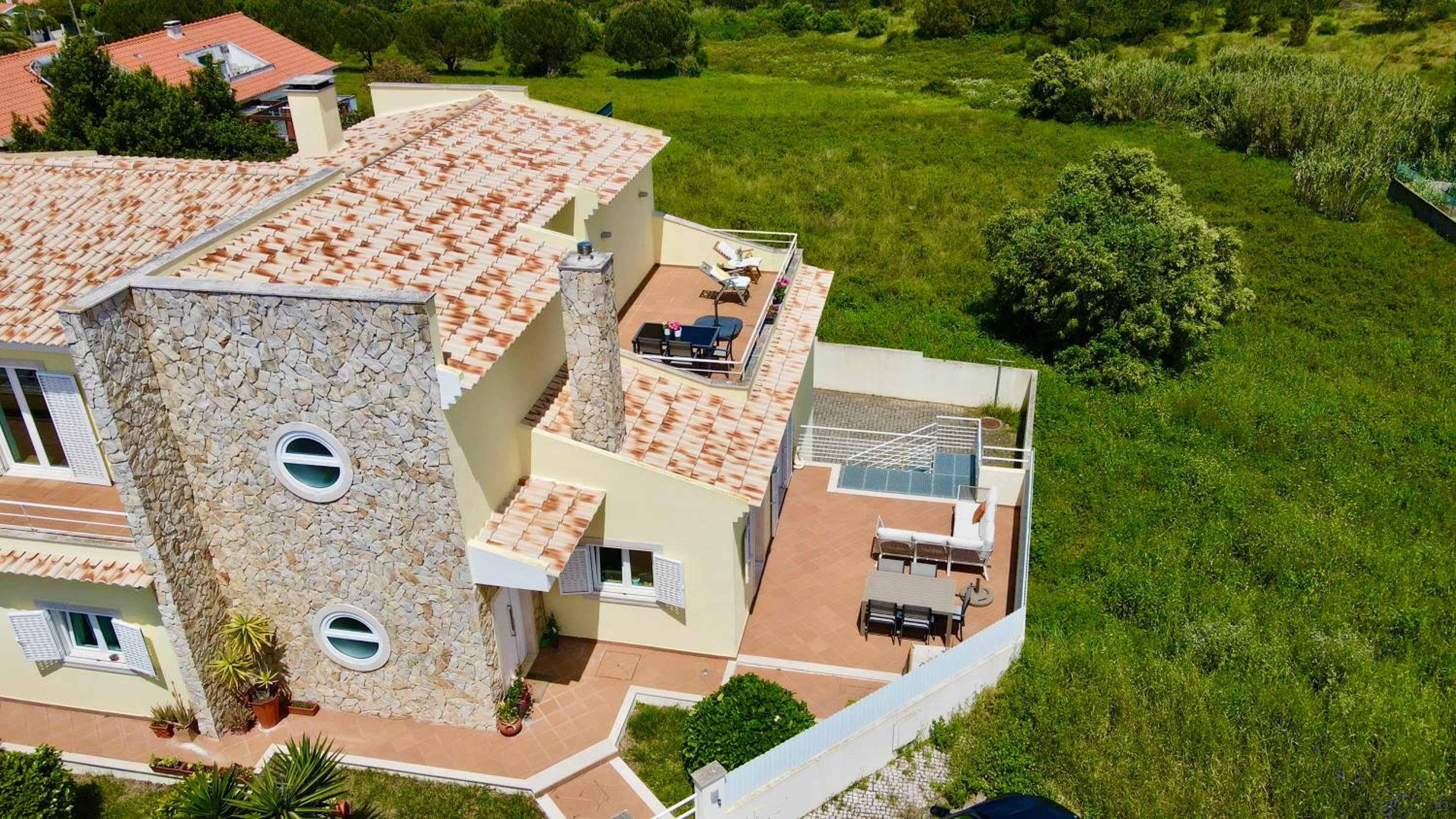 Coastal Breeze Villa in Sesimbra