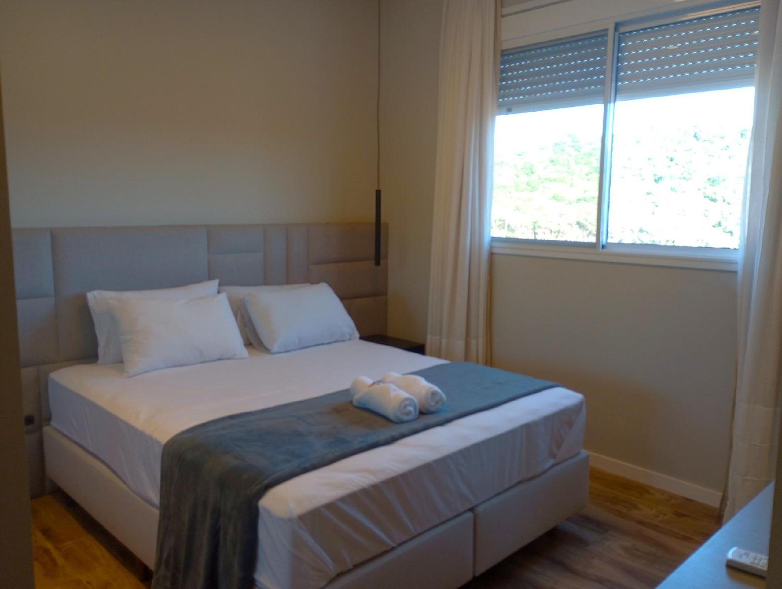 Sophisticated stay 200m from Praia Brava - EHI