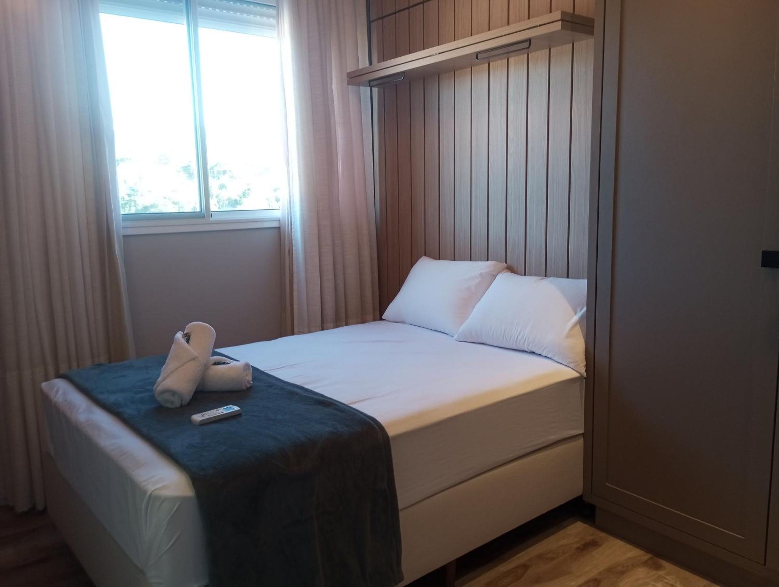 Sophisticated stay 200m from Praia Brava - EHI