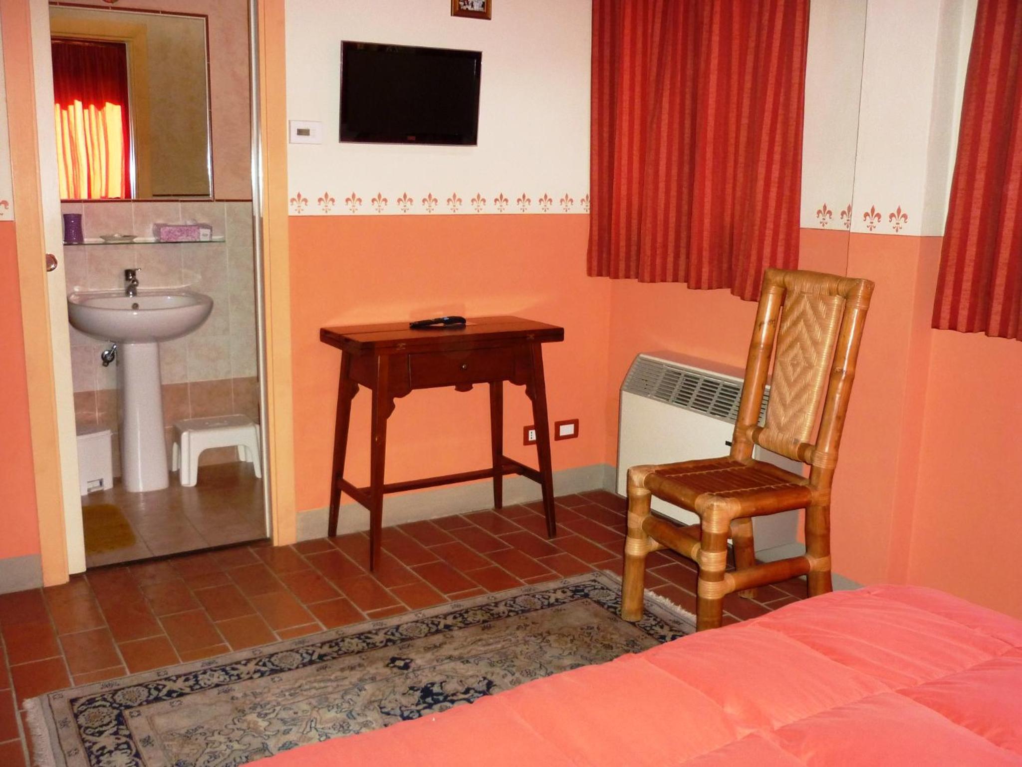 Photo 25