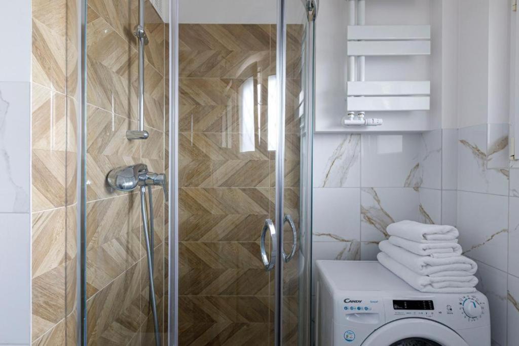 Golden Apartments Wroclaw - Rynek Square - Monopol