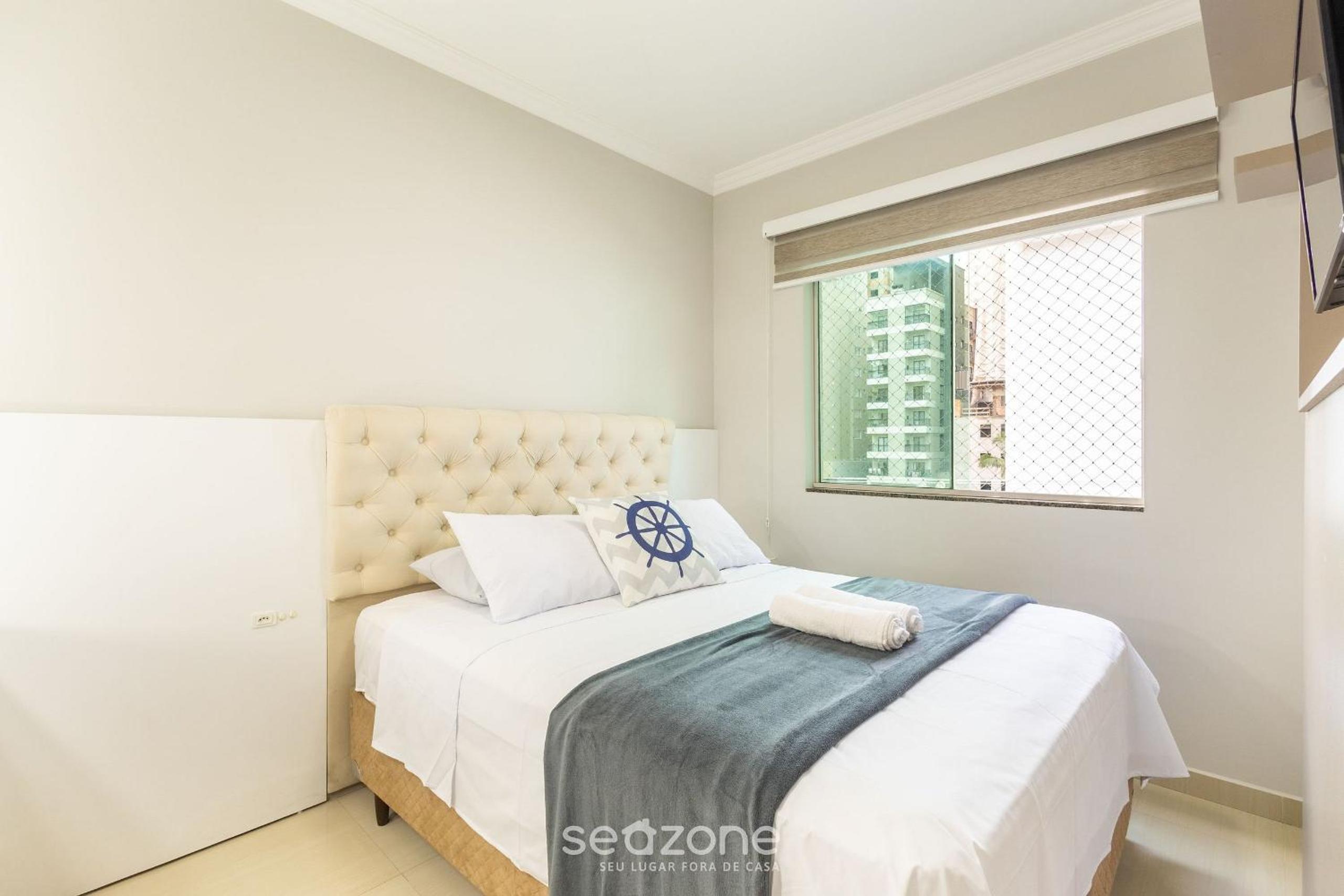 2BR Apt–BBQ, Garage, Near Beach – LTL0301