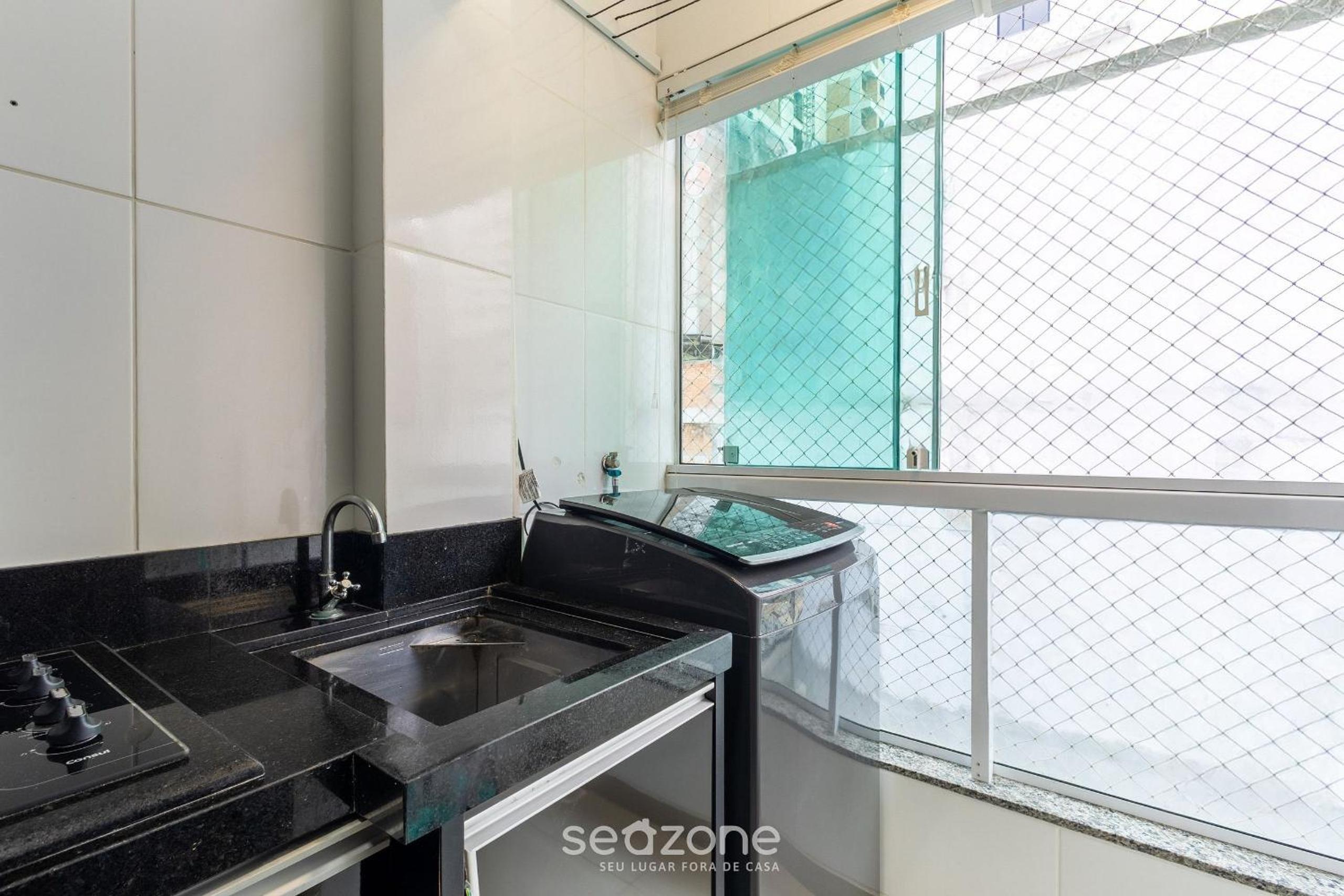2BR Apt–BBQ, Garage, Near Beach – LTL0301