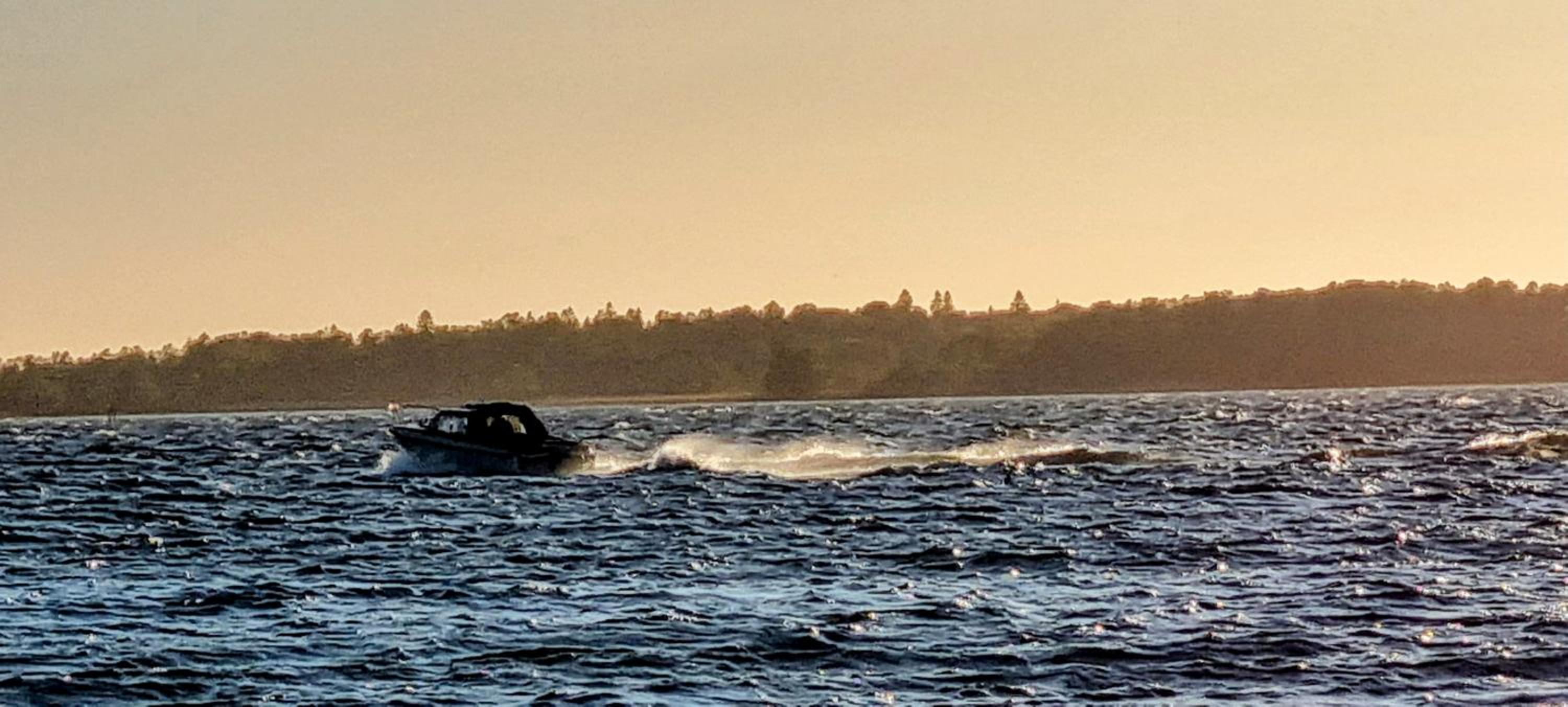 200m to Sweden's Largest Lake - 3BR House & BBQ