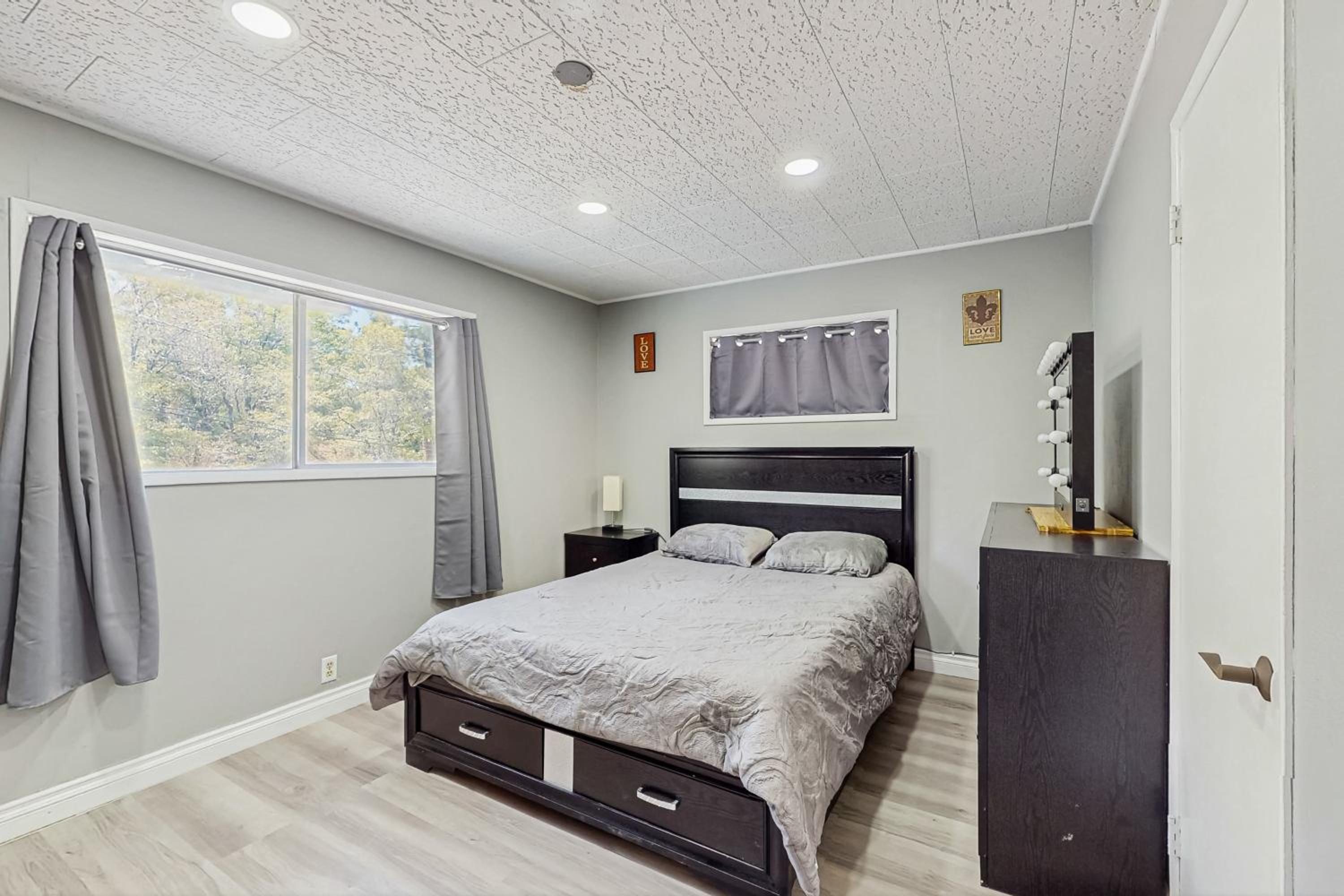 Dog-Friendly Home in Running Springs - Near Hiking