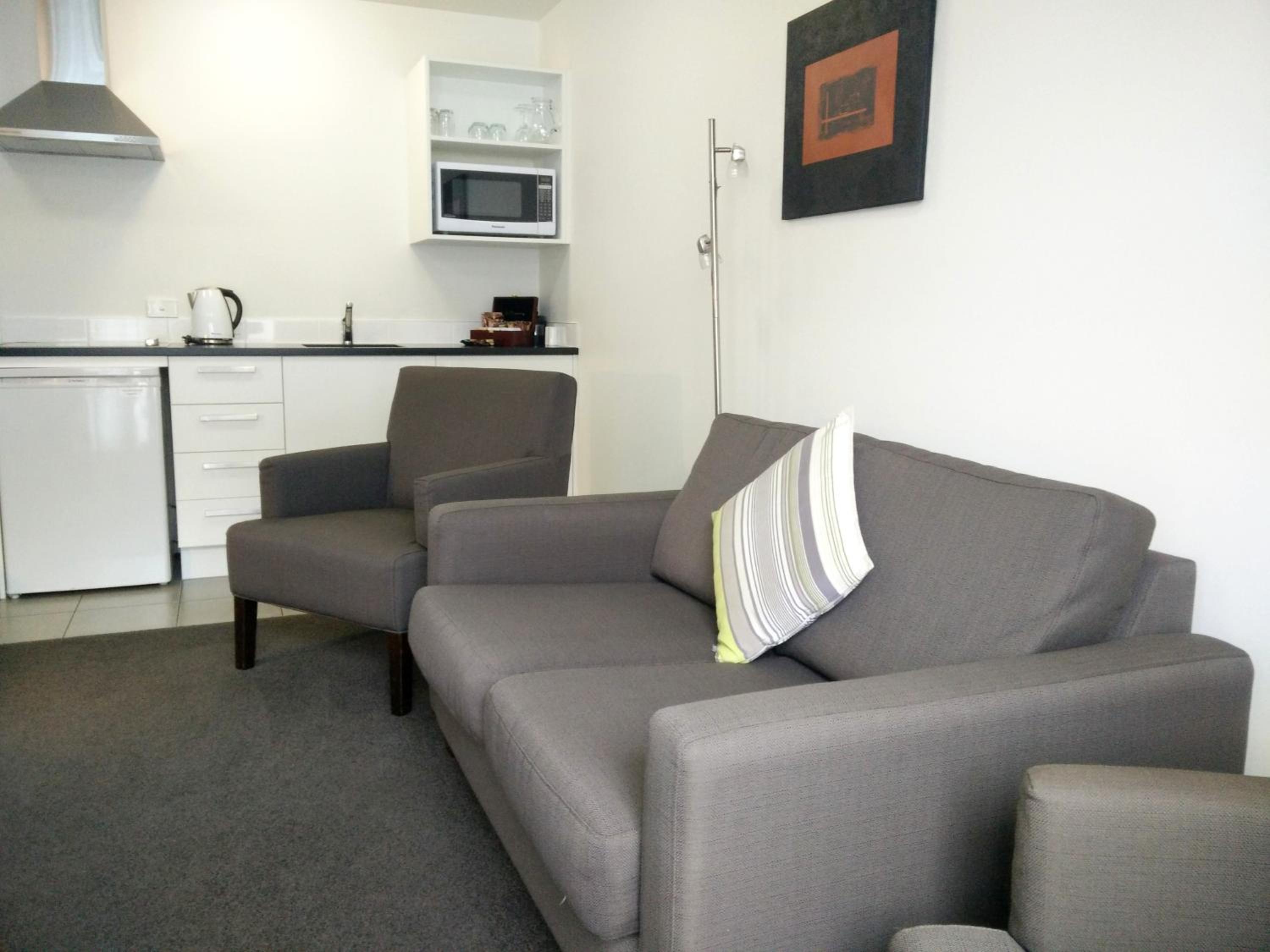 Airport Palms Motel - Image 3