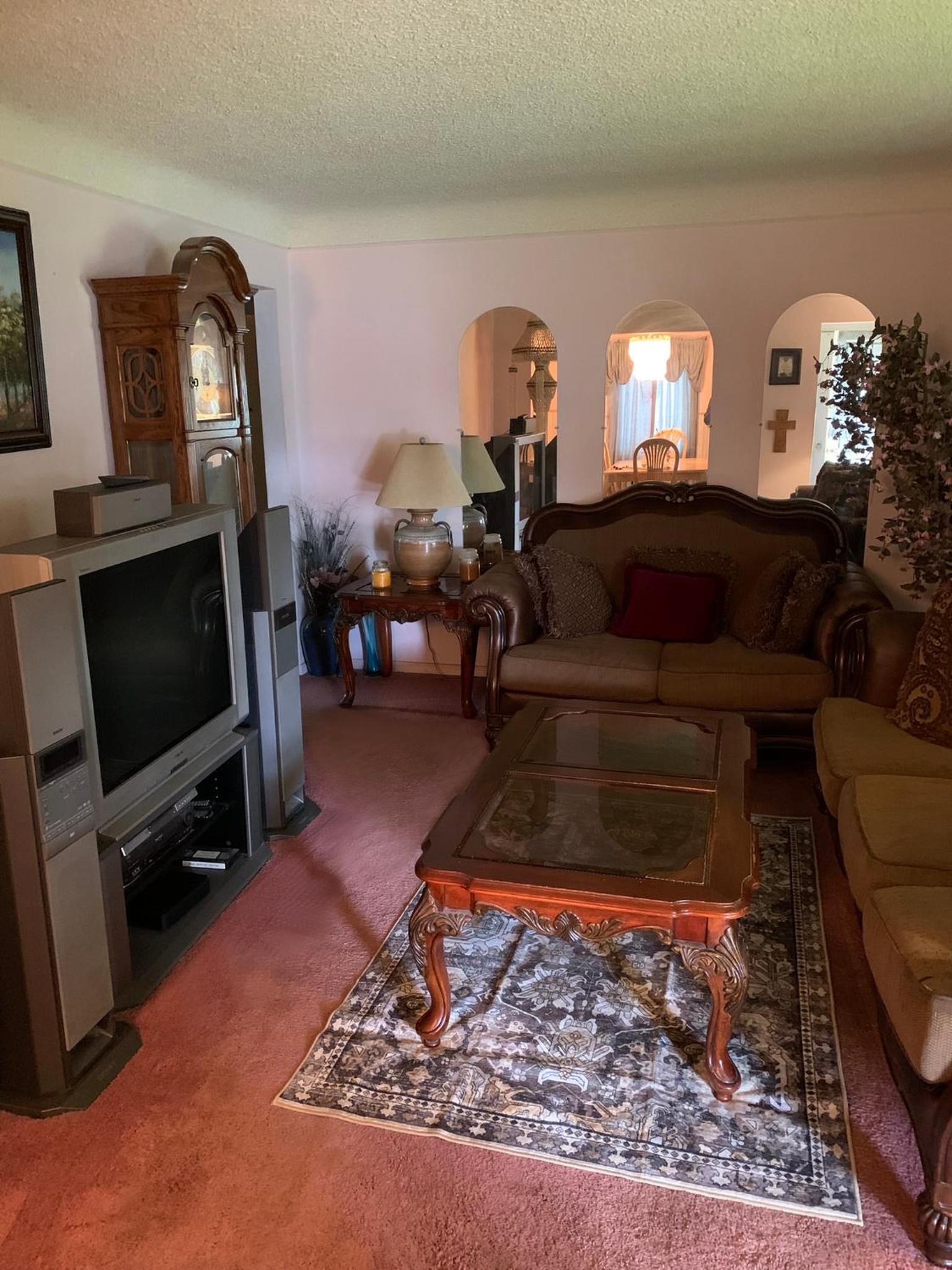 Beautiful, Cozy Stay in Oak Park, Queen Bedroom, Work Setup & Backyard Grill