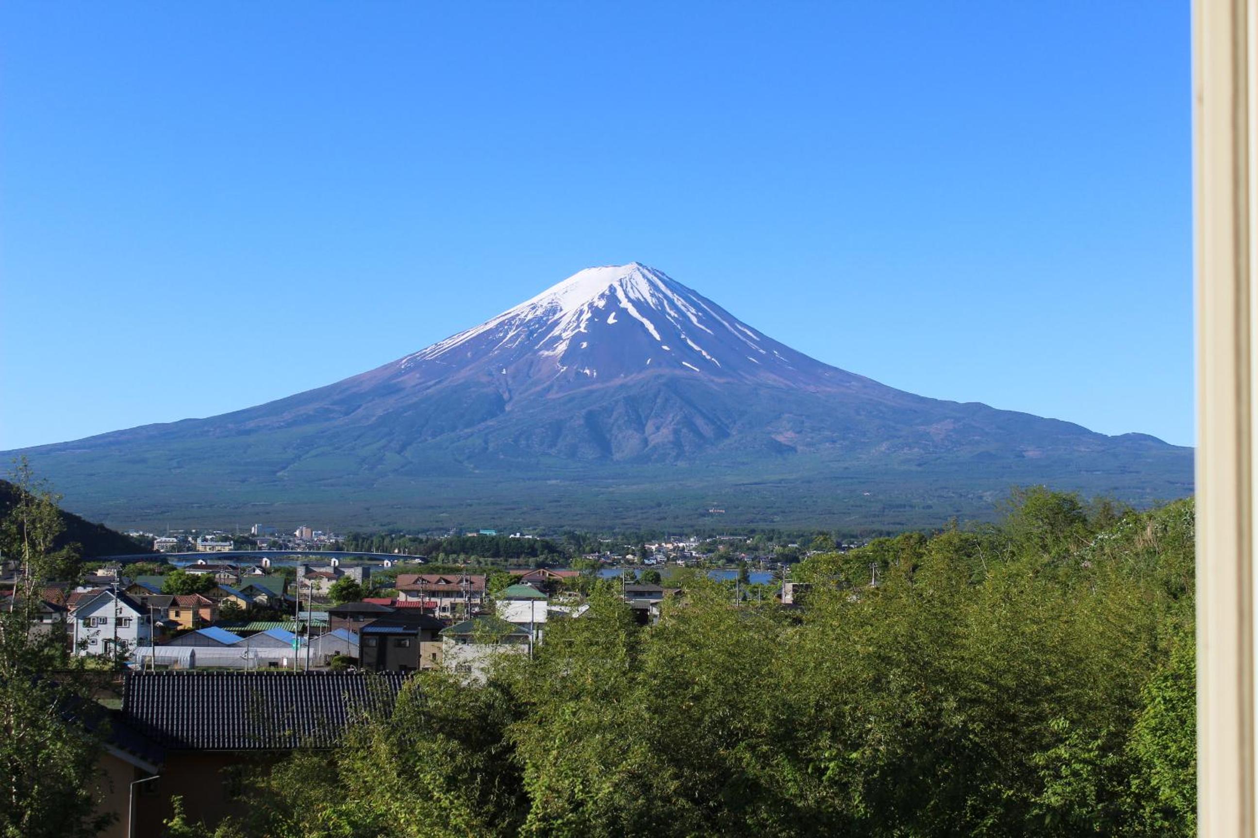 Fujikawaguchiko Crescendo