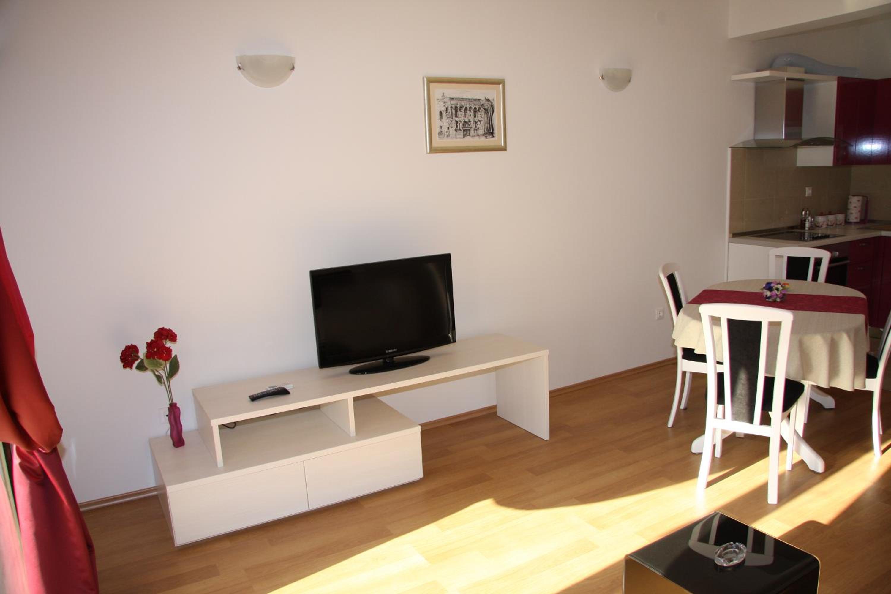 Apartments Žuvela