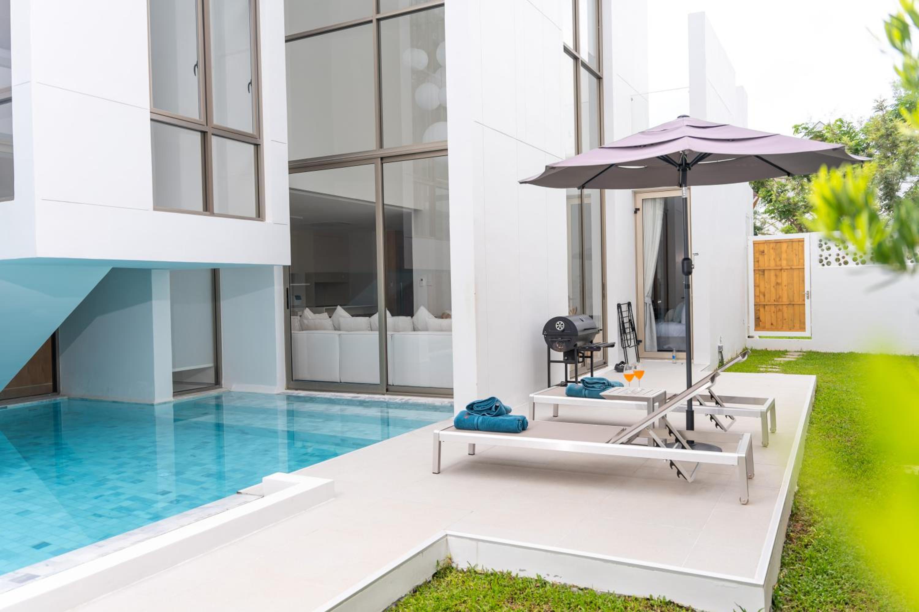 4BR Private Pool Villa near Laguna & Beach - Lux Pride 2 by Warm Plus