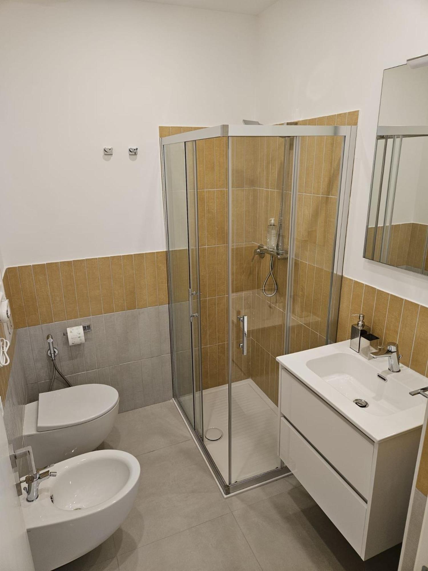 Toto San Paolo Rooms