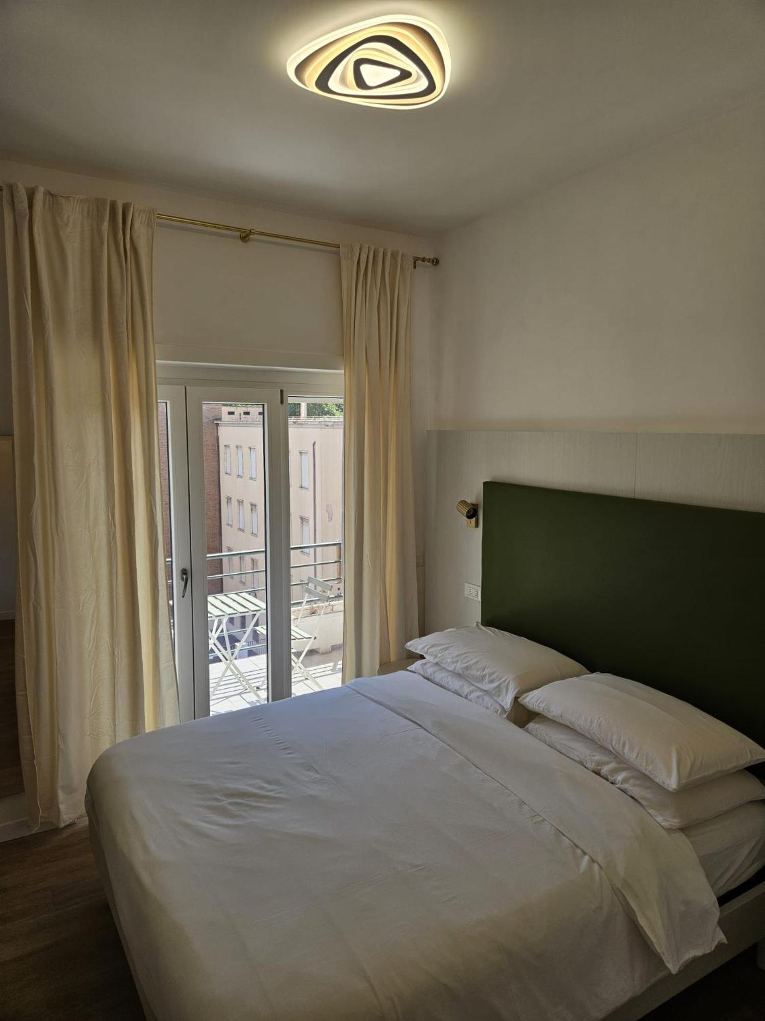 Toto San Paolo Rooms