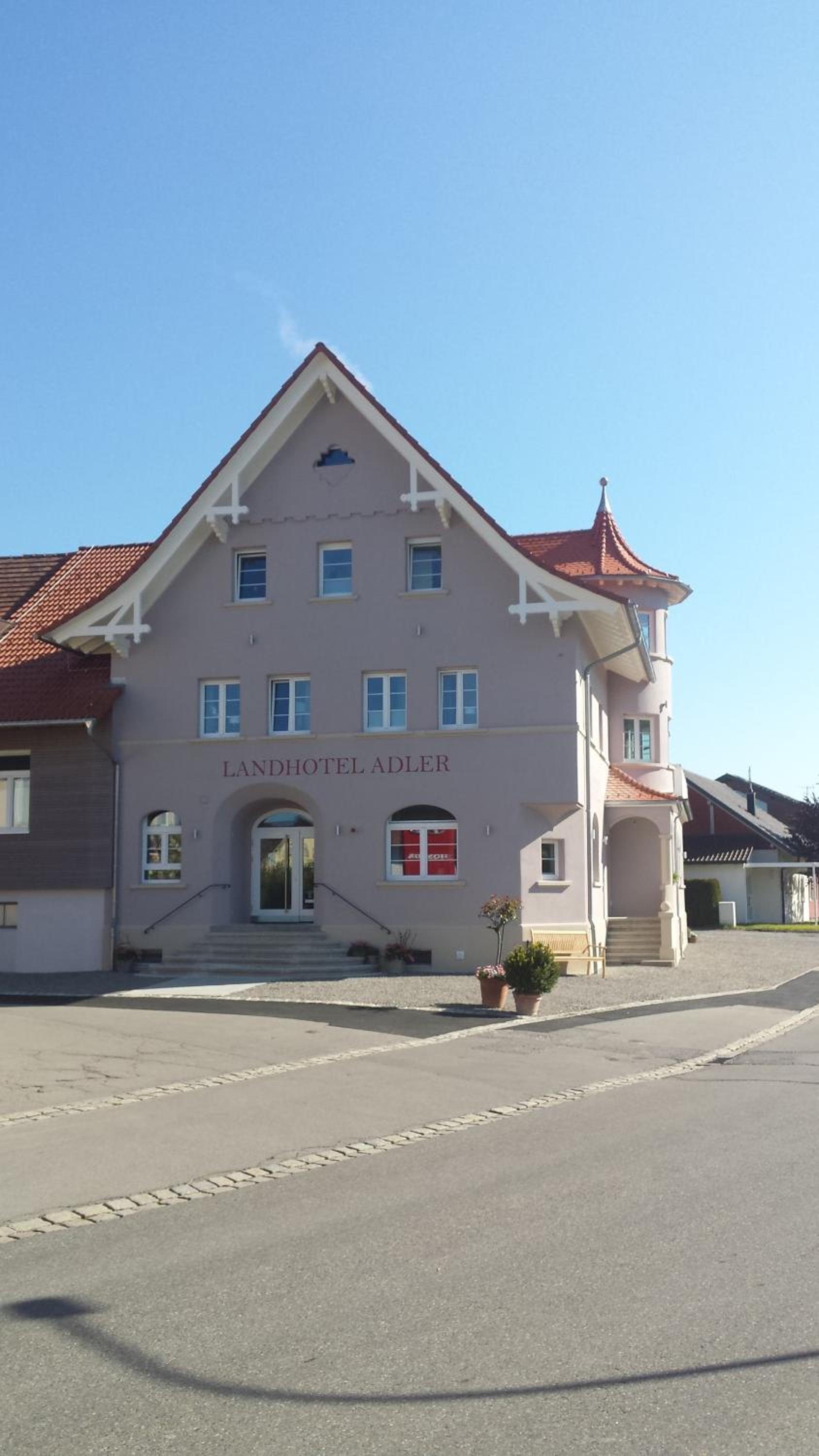 Landhotel Adler - Image 2