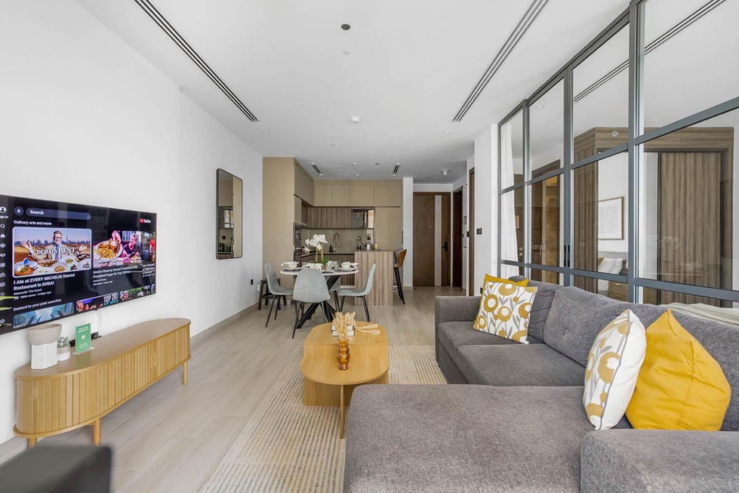Comfy 1BR w Cinema Room Business Centre Pool Table and Sauna