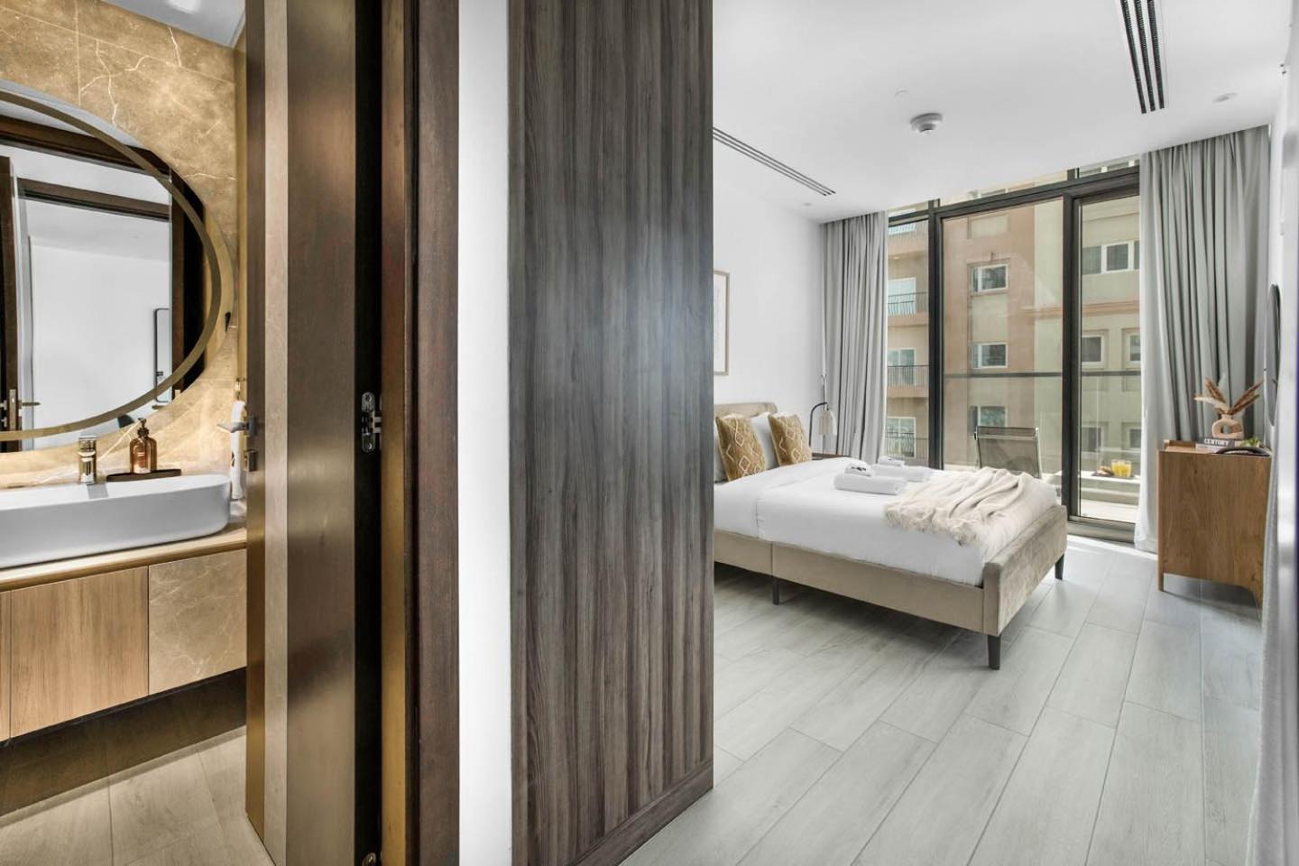 Comfy 1BR w Cinema Room Business Centre Pool Table and Sauna