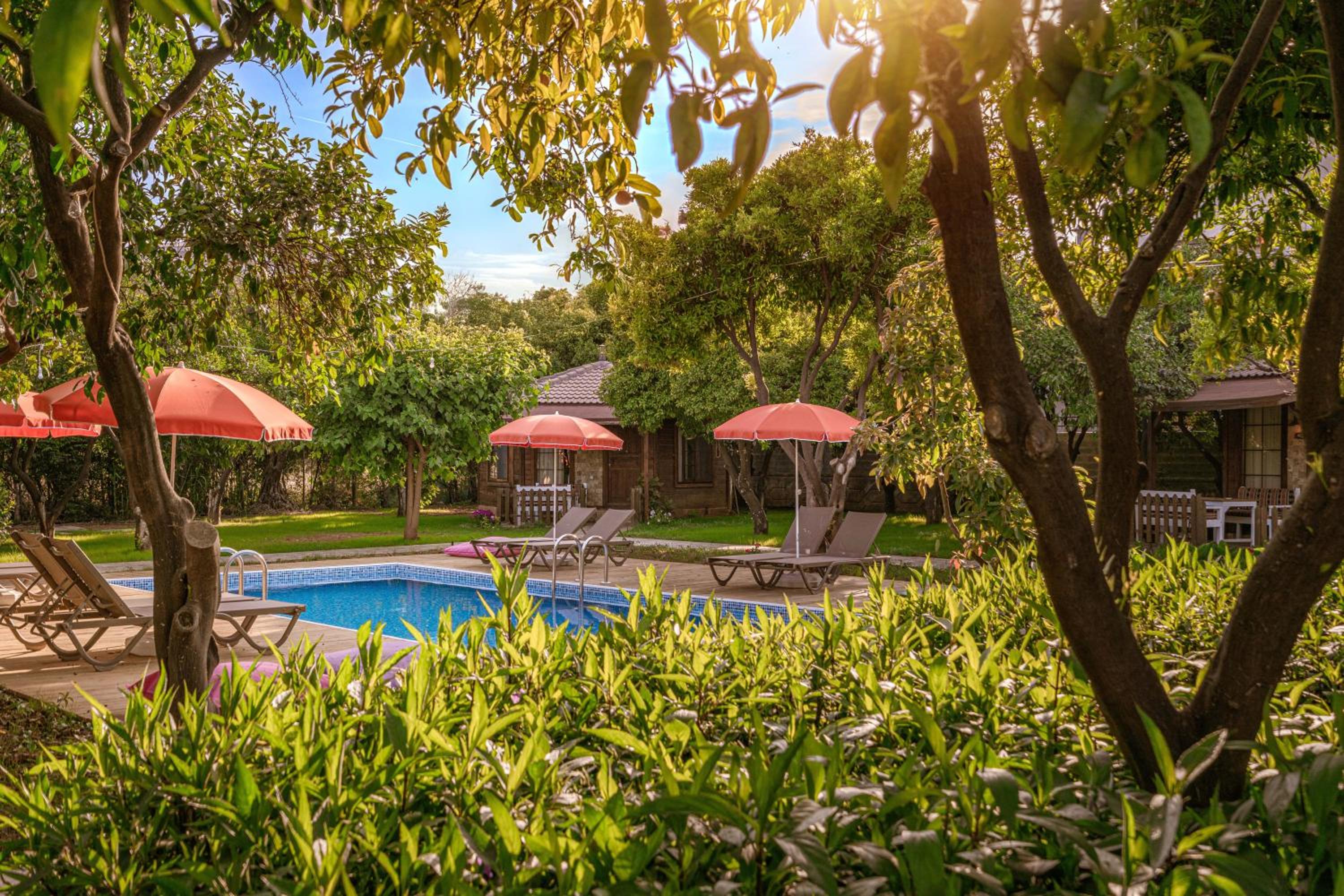 Mandarin Bungalow