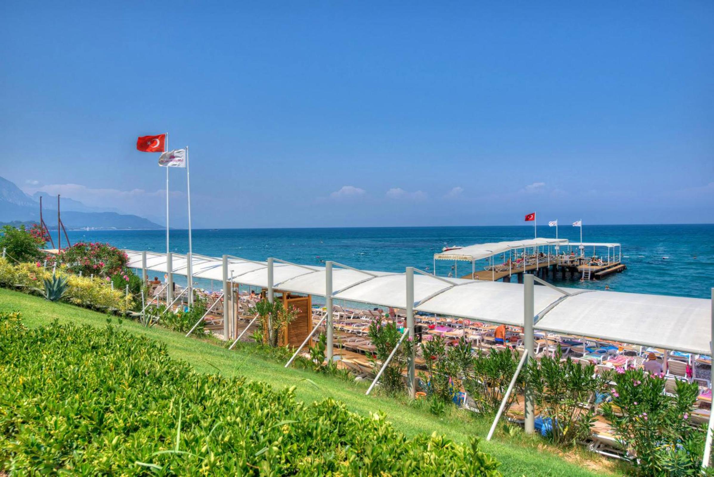 Golden Lotus Hotel - Image 15