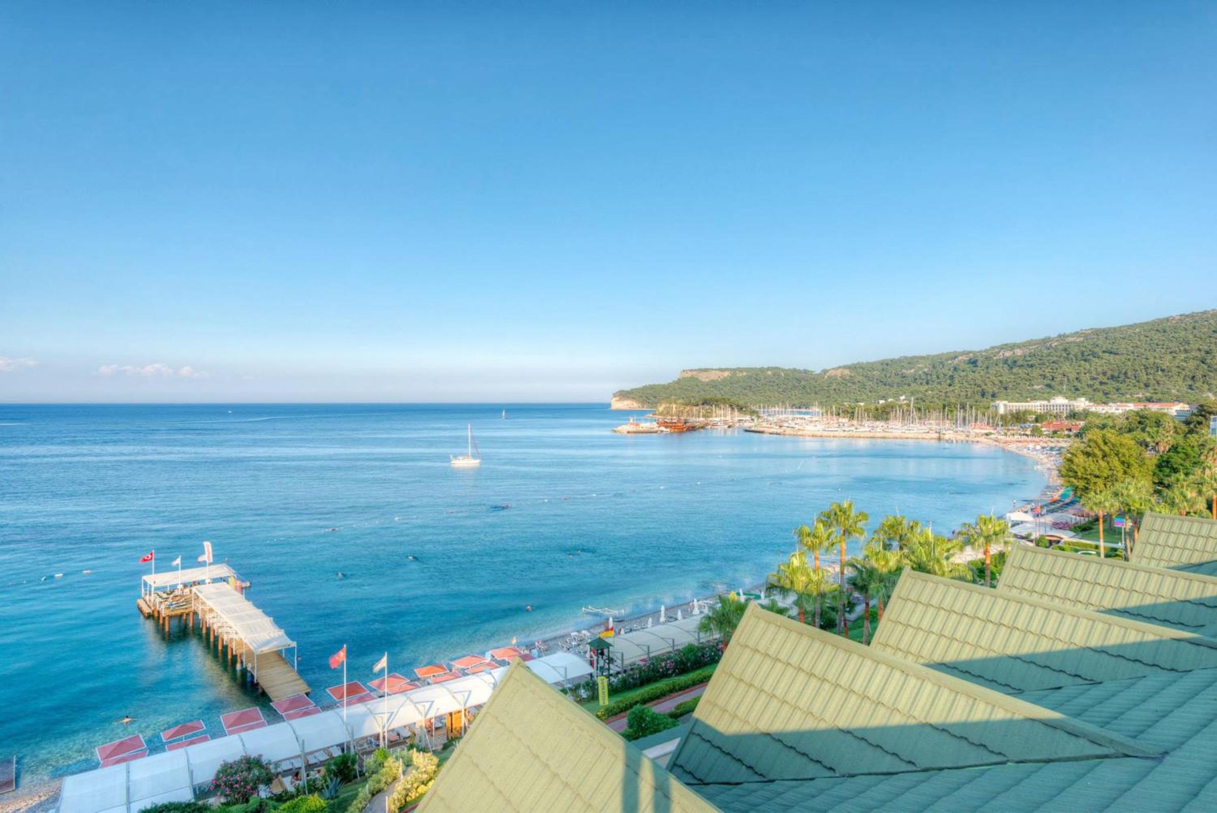 Golden Lotus Hotel - Image 8