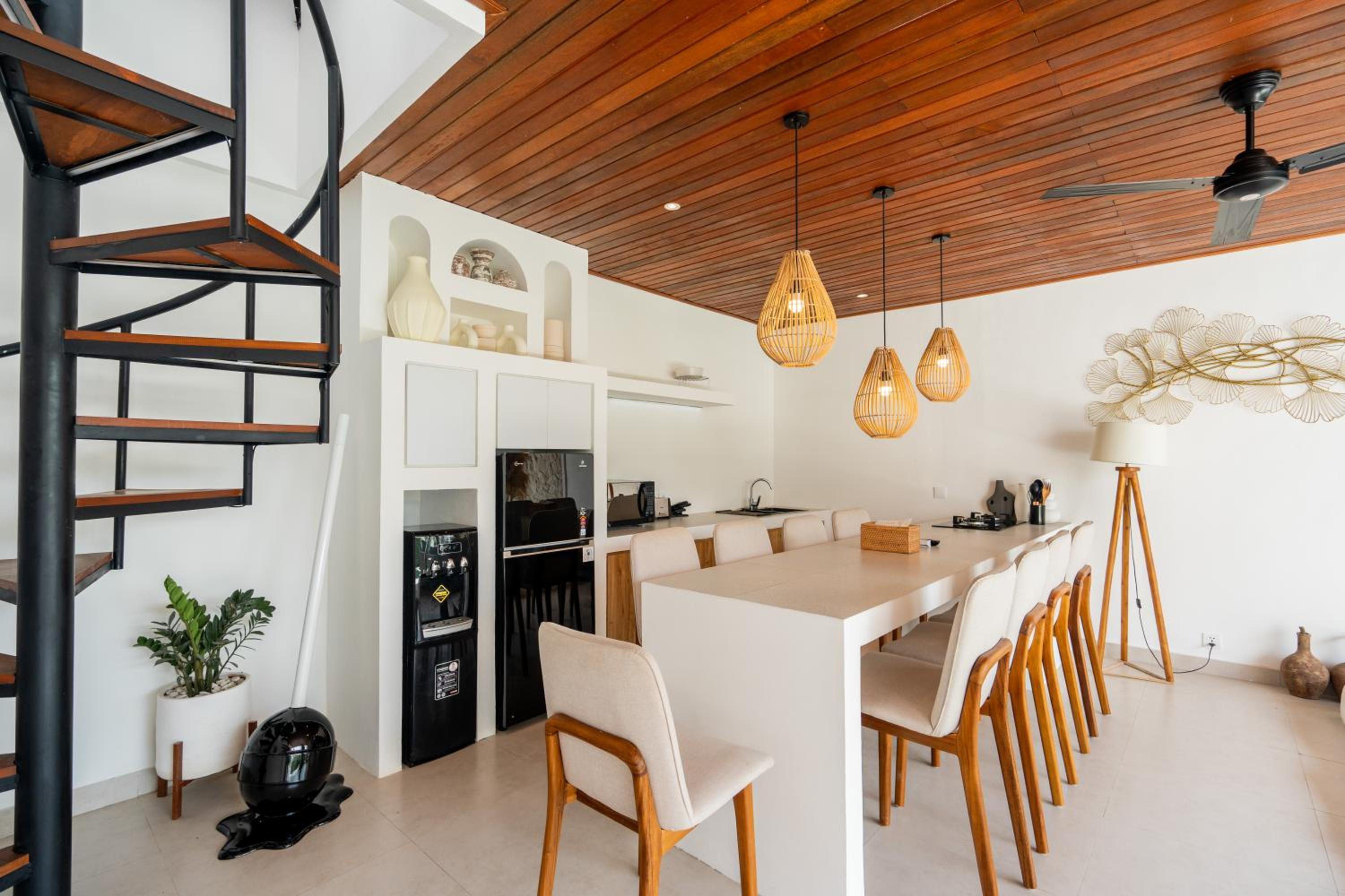 The Ultimate Villa - 8BR in Canggu Cook Included