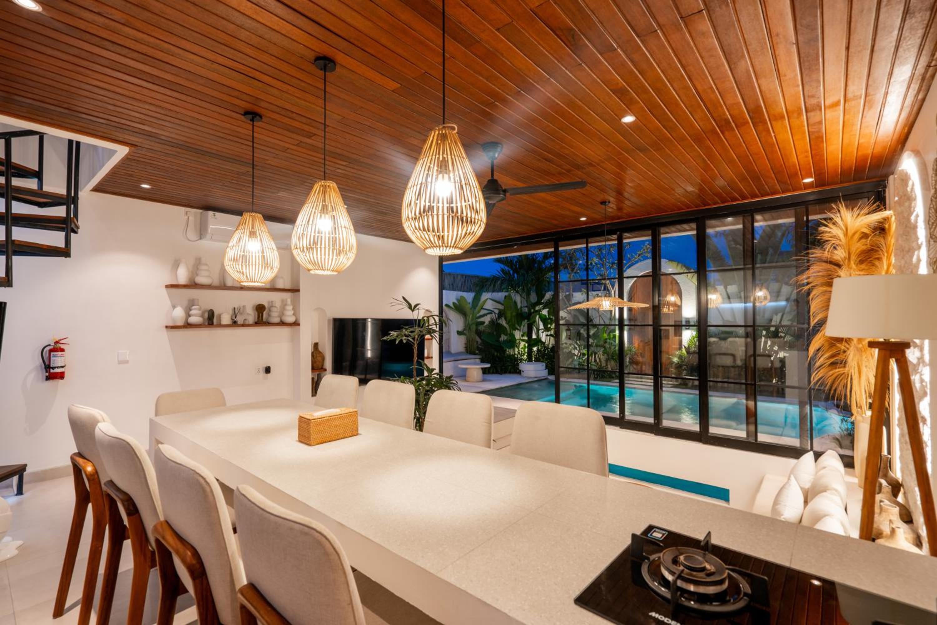 The Ultimate Villa - 8BR in Canggu Cook Included