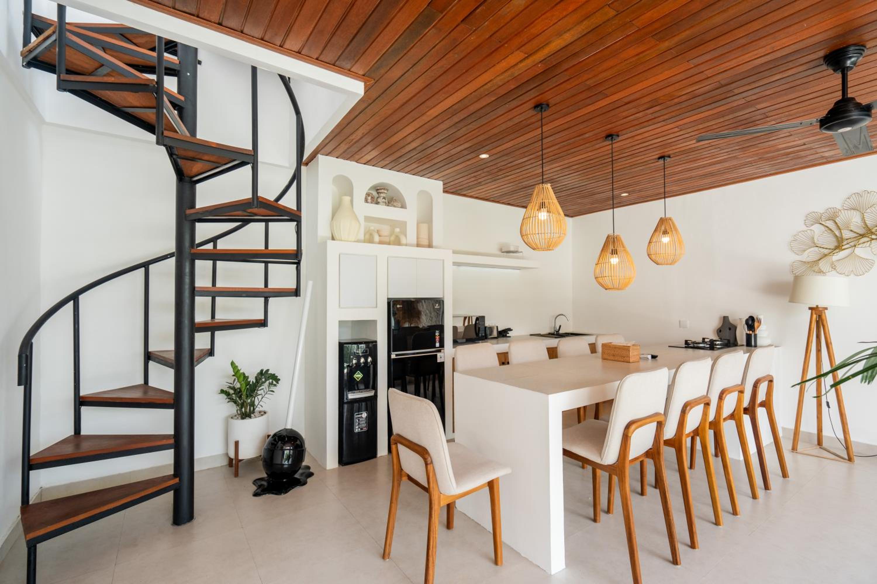The Ultimate Villa - 8BR in Canggu Cook Included