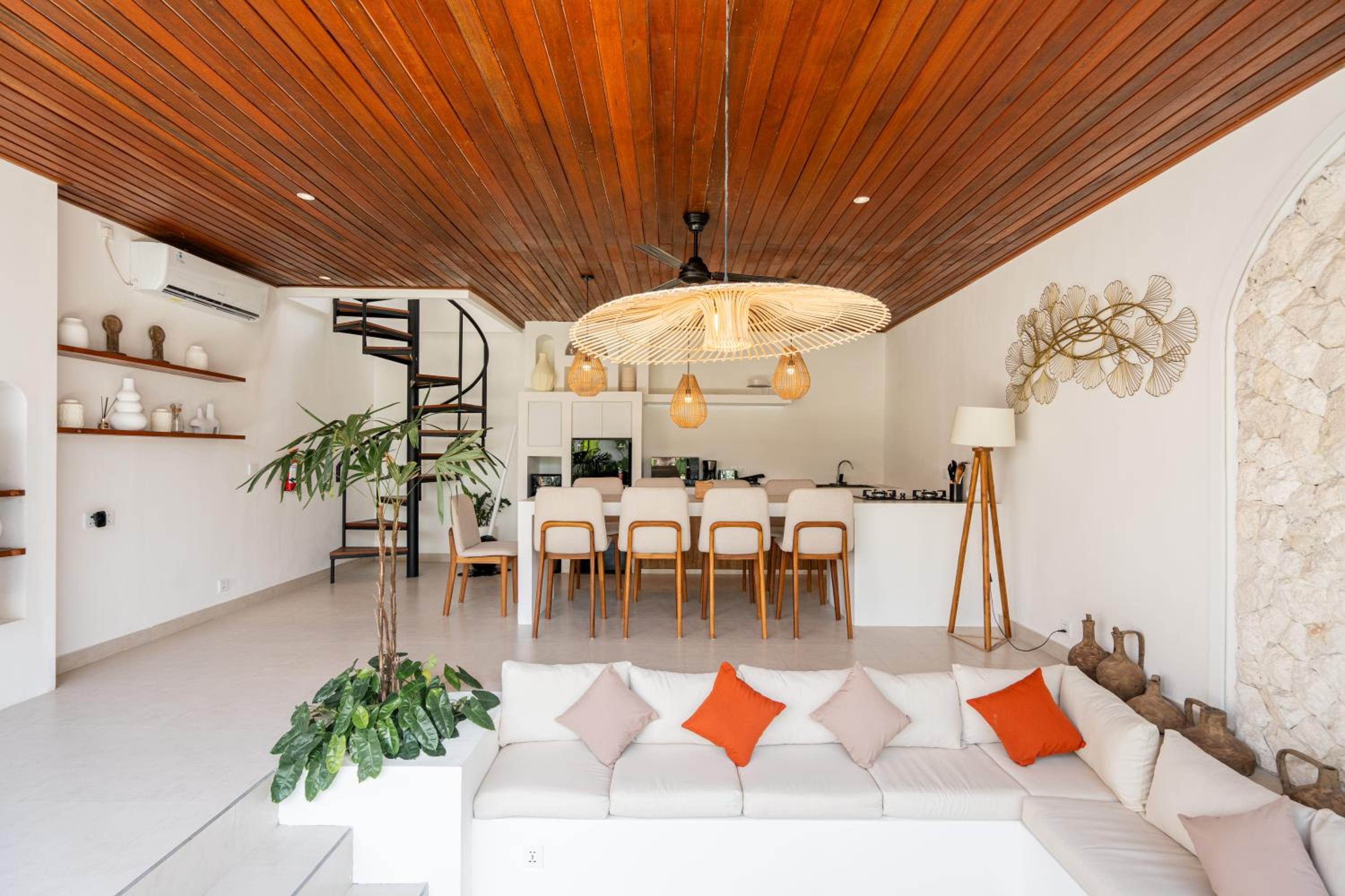 The Ultimate Villa - 8BR in Canggu Cook Included