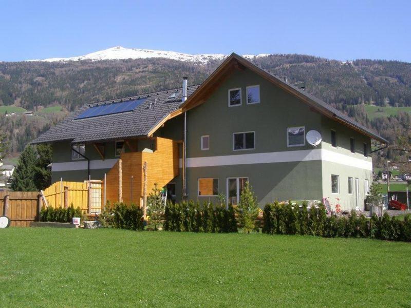Haus Santorum