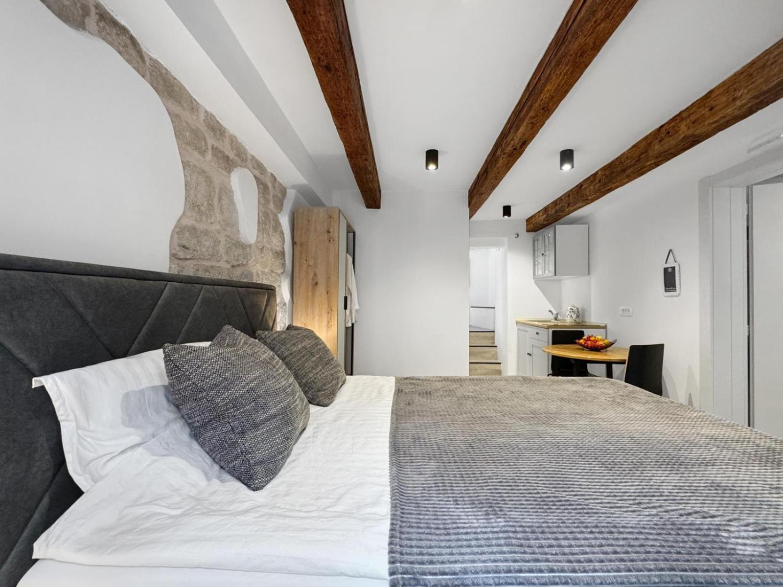 Bakaric Deluxe Apartment with terrace