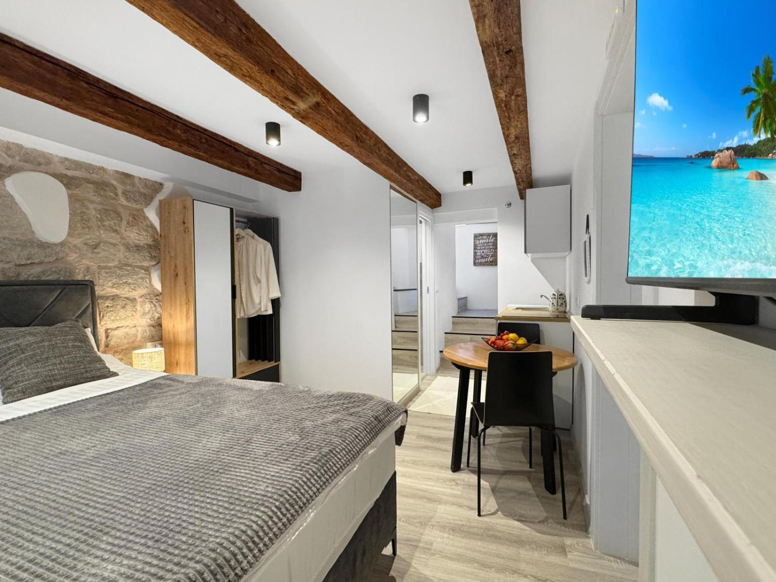 Bakaric Deluxe Apartment with terrace